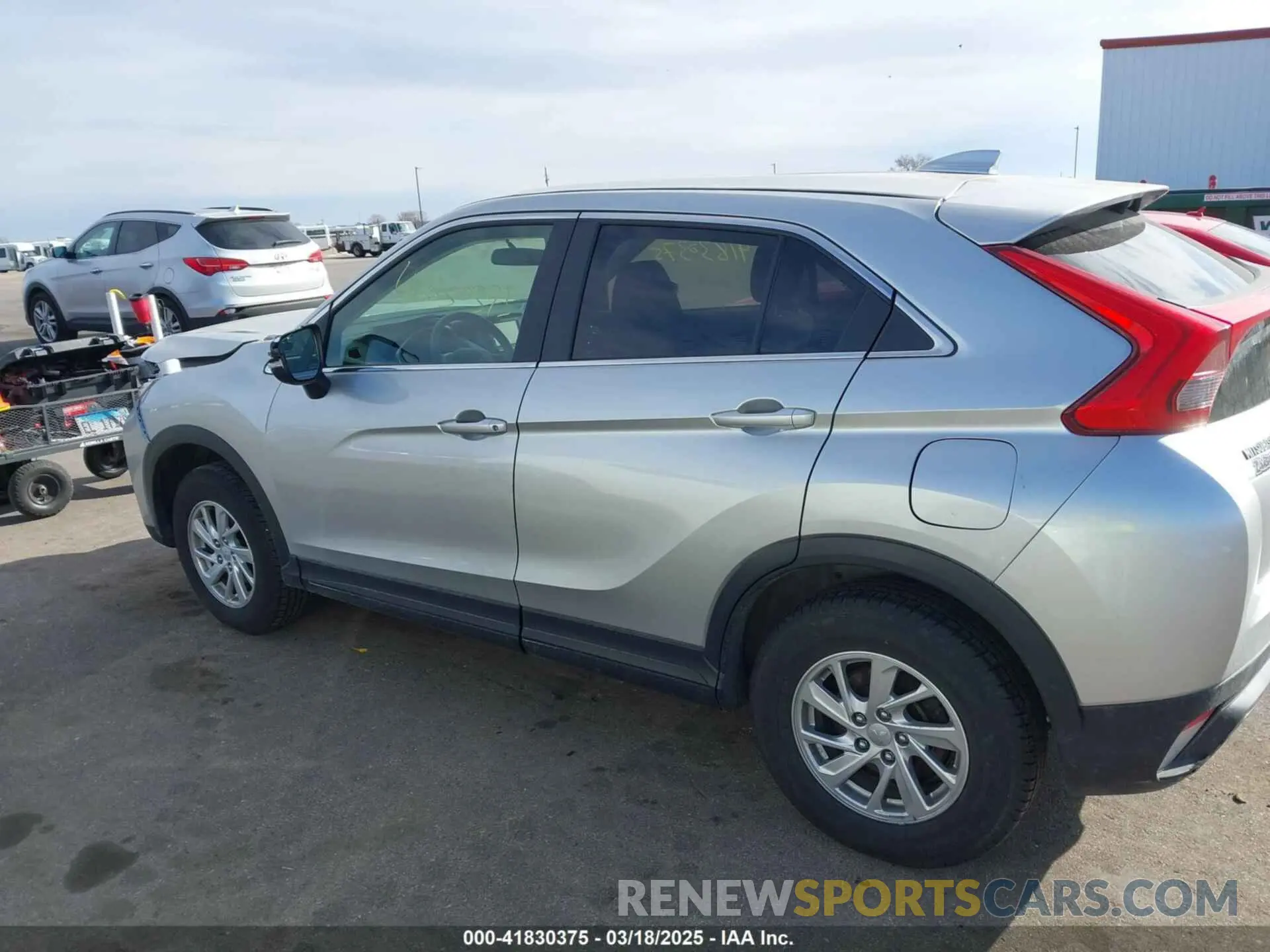15 Фотография поврежденного автомобиля JA4AT3AA9KZ040347 MITSUBISHI ECLIPSE CROSS 2019