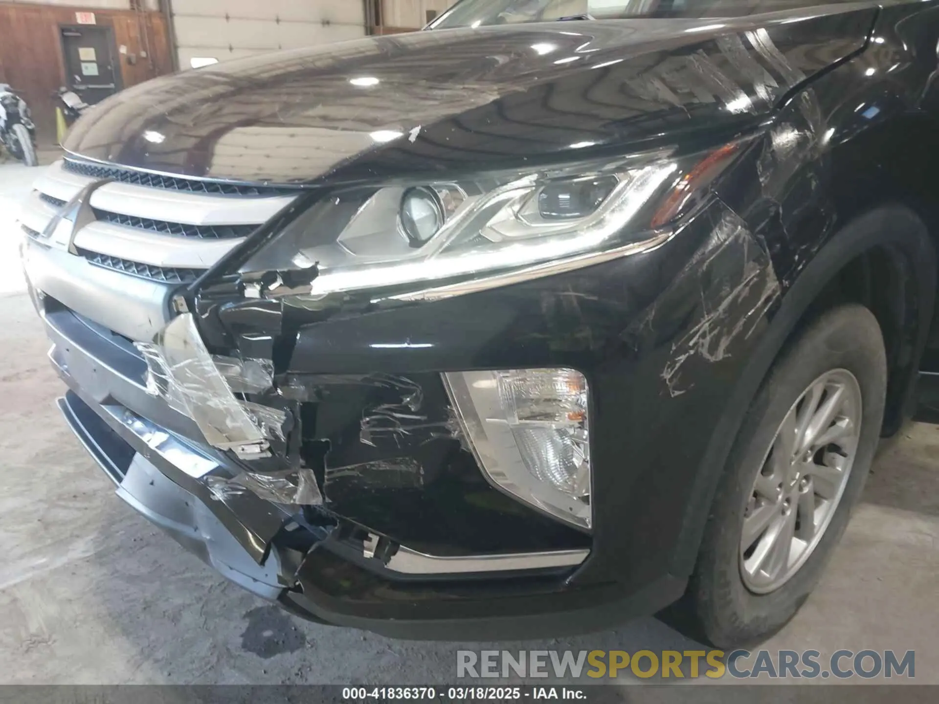 17 Photograph of a damaged car JA4AT3AAXKZ032211 MITSUBISHI ECLIPSE CROSS 2019
