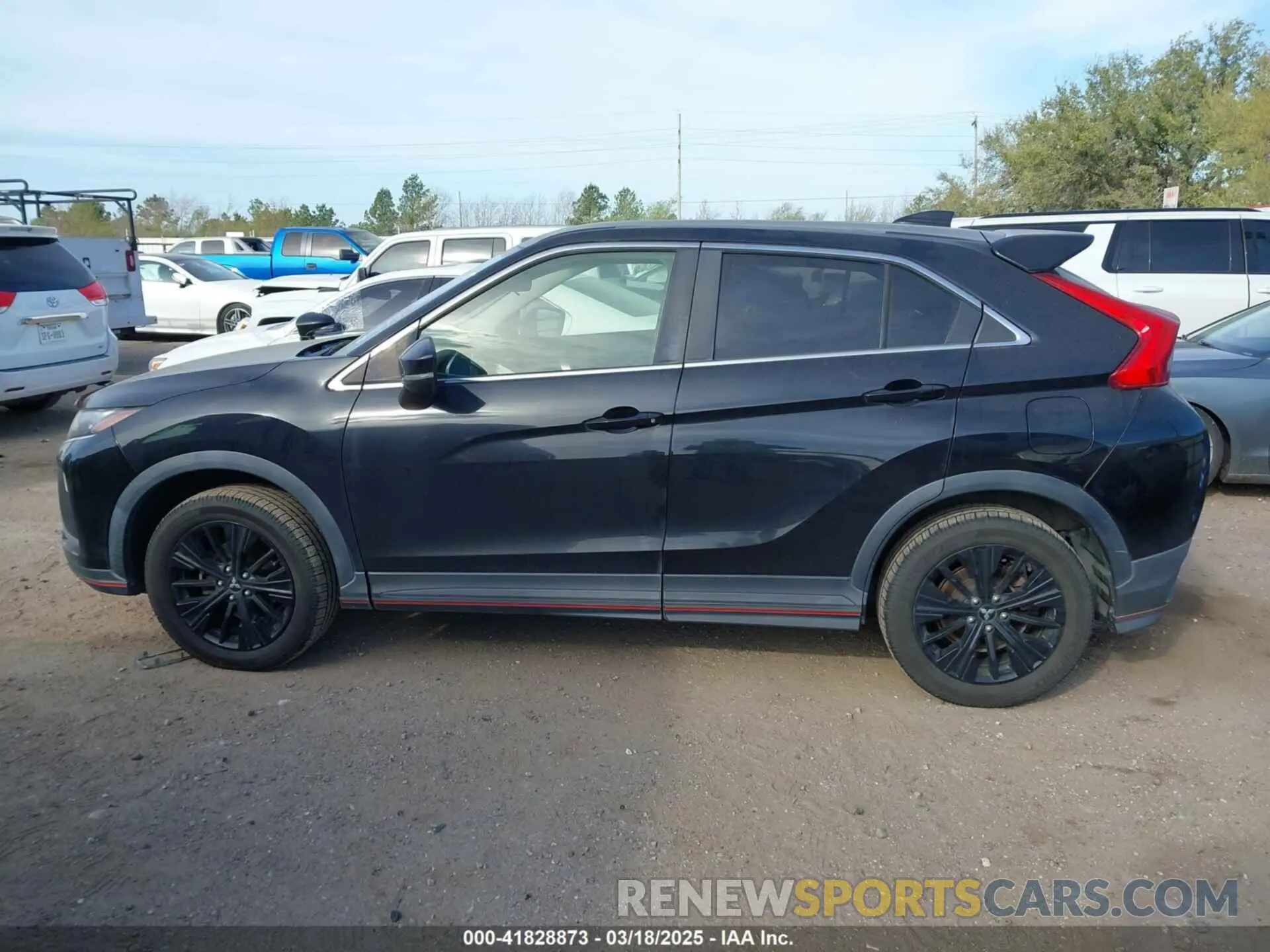 14 Photograph of a damaged car JA4AT4AA3KZ031956 MITSUBISHI ECLIPSE CROSS 2019