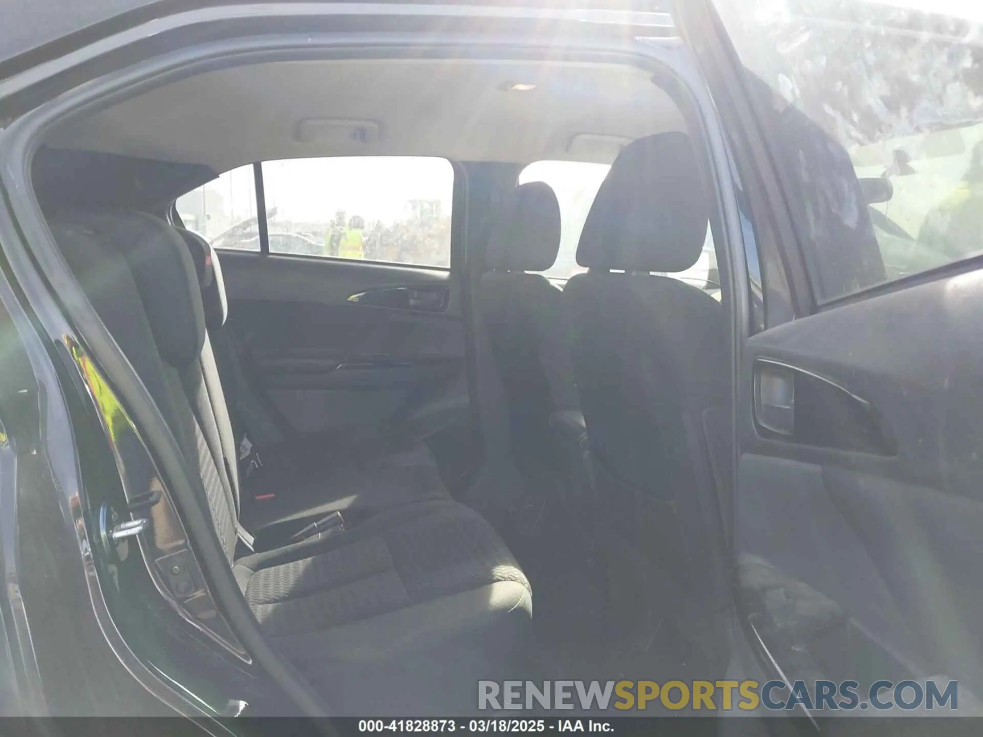 8 Photograph of a damaged car JA4AT4AA3KZ031956 MITSUBISHI ECLIPSE CROSS 2019