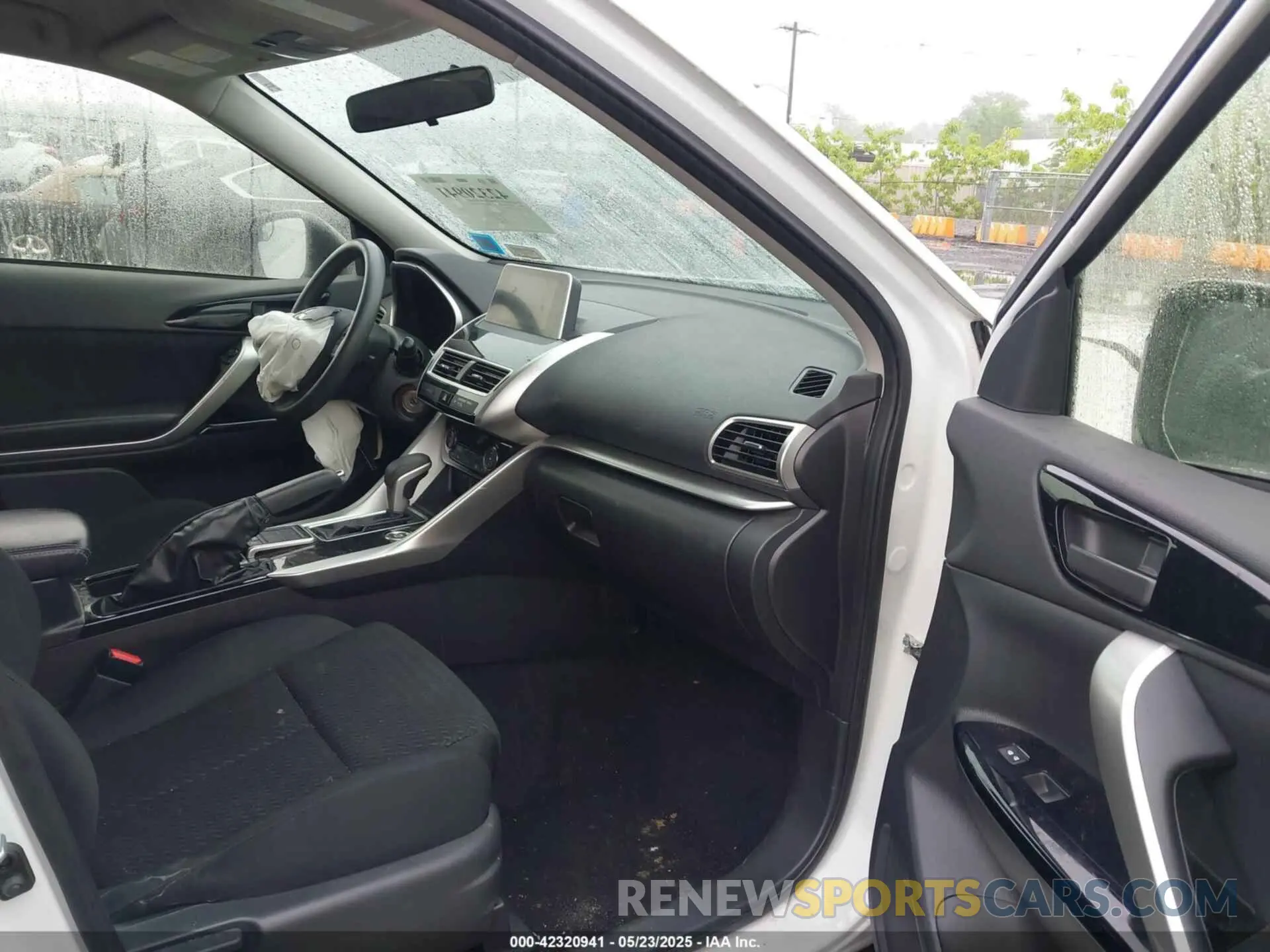 5 Photograph of a damaged car JA4AT4AA4KZ020416 MITSUBISHI ECLIPSE CROSS 2019