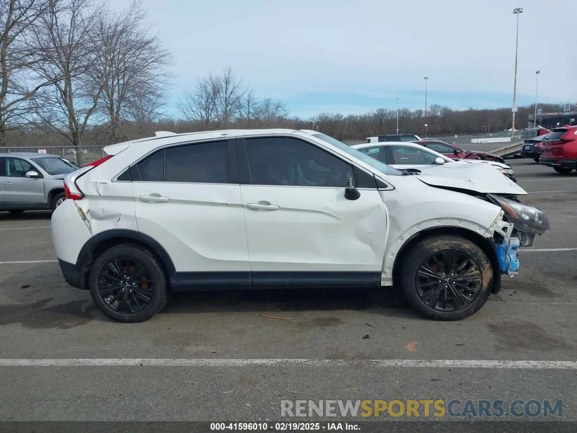 13 Фотография поврежденного автомобиля JA4AT4AA9KZ021996 MITSUBISHI ECLIPSE CROSS 2019