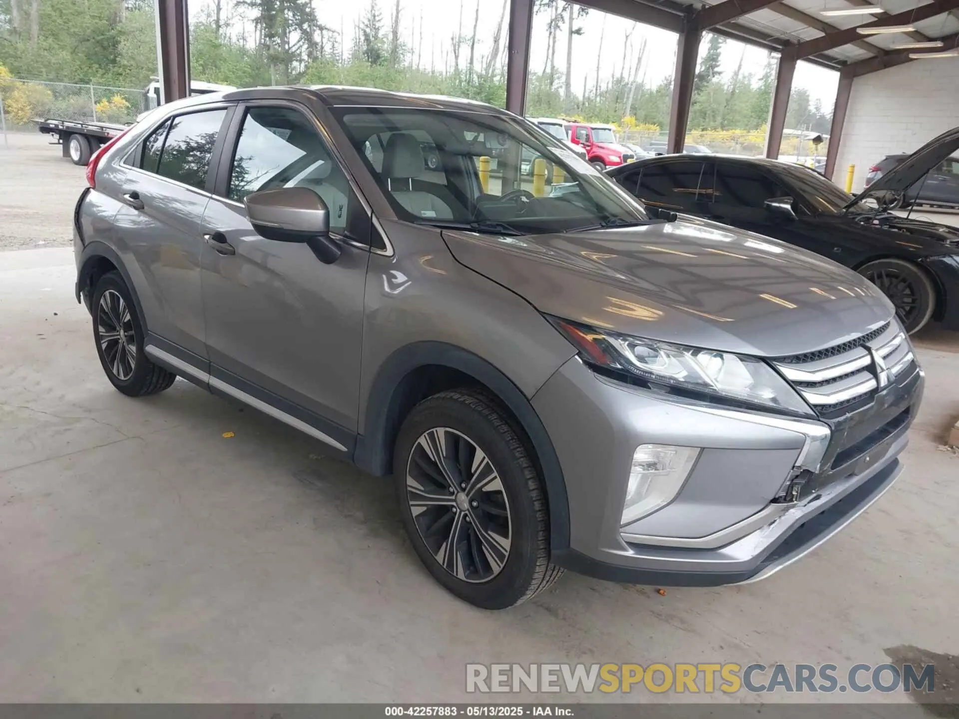 1 Фотография поврежденного автомобиля JA4AT5AA0KZ022332 MITSUBISHI ECLIPSE CROSS 2019