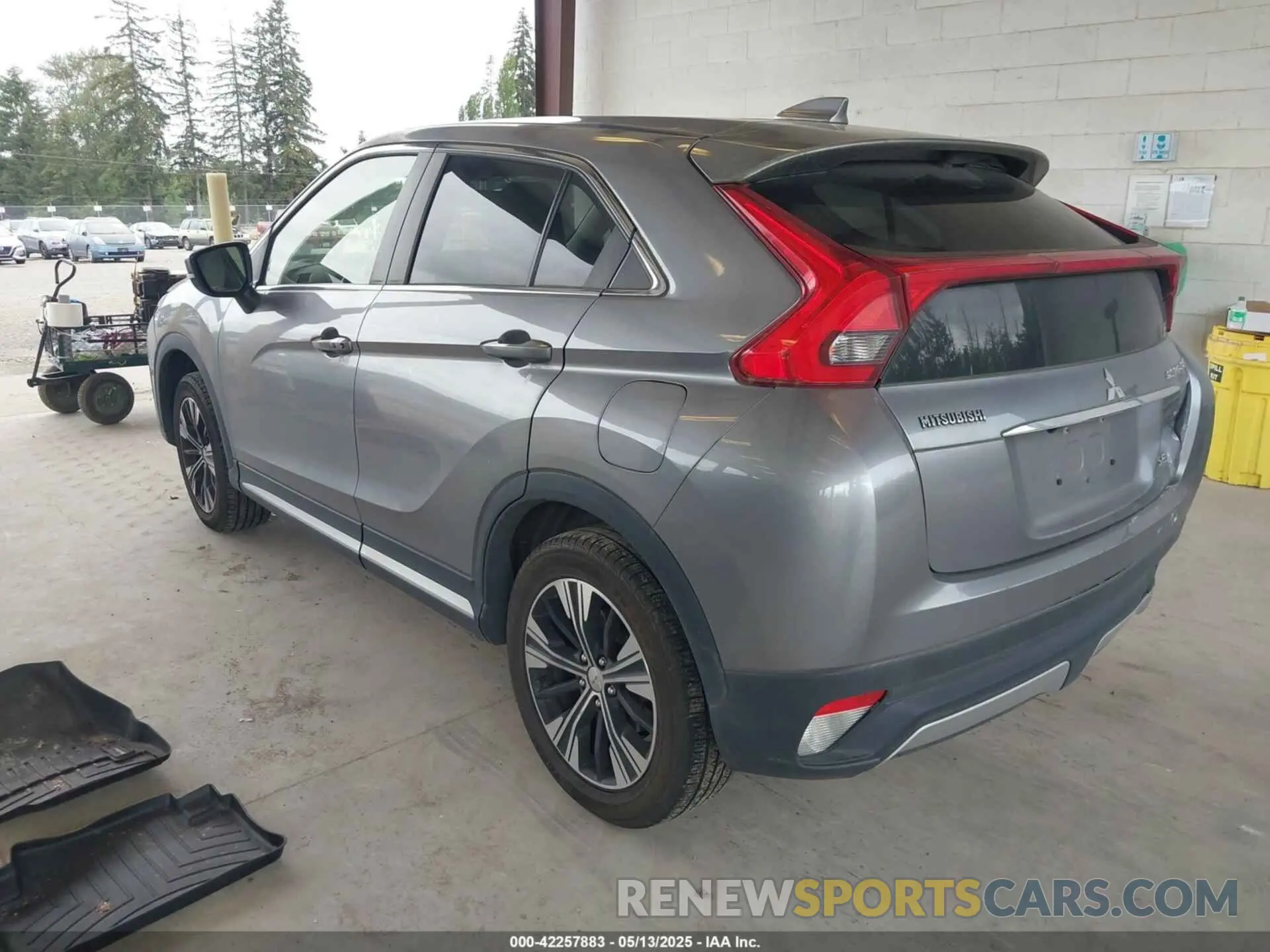3 Фотография поврежденного автомобиля JA4AT5AA0KZ022332 MITSUBISHI ECLIPSE CROSS 2019