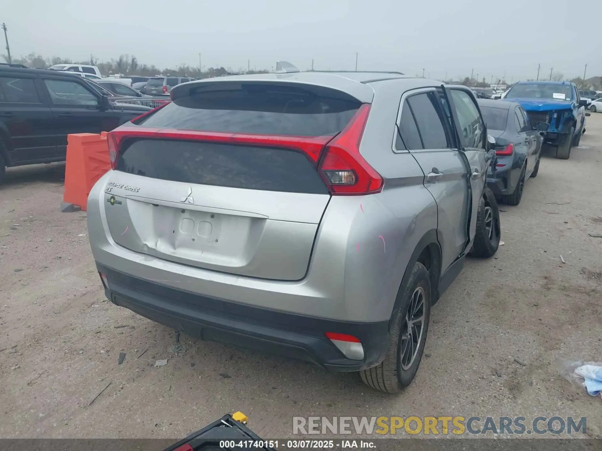 4 Фотография поврежденного автомобиля JA4AS3AA4LZ009432 MITSUBISHI ECLIPSE CROSS 2020