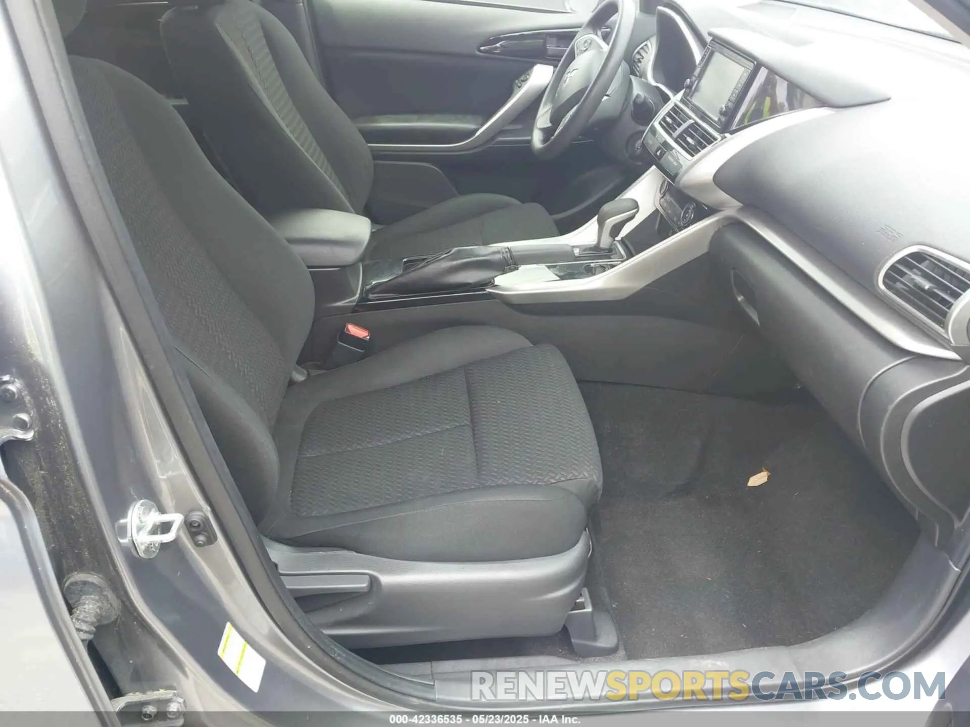 5 Photograph of a damaged car JA4AS3AAXLZ009273 MITSUBISHI ECLIPSE CROSS 2020