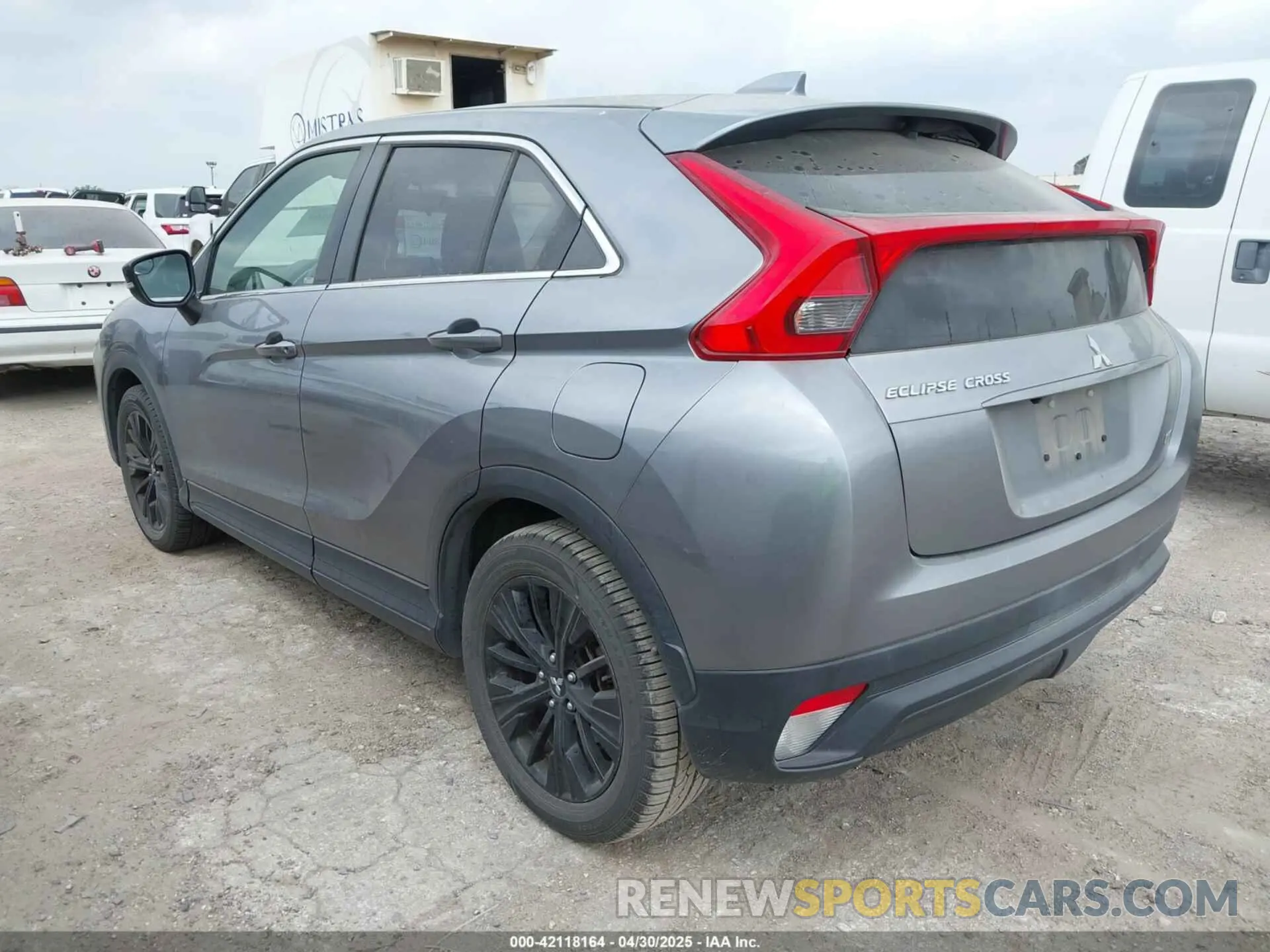 3 Фотография поврежденного автомобиля JA4AS4AAXLZ019520 MITSUBISHI ECLIPSE CROSS 2020