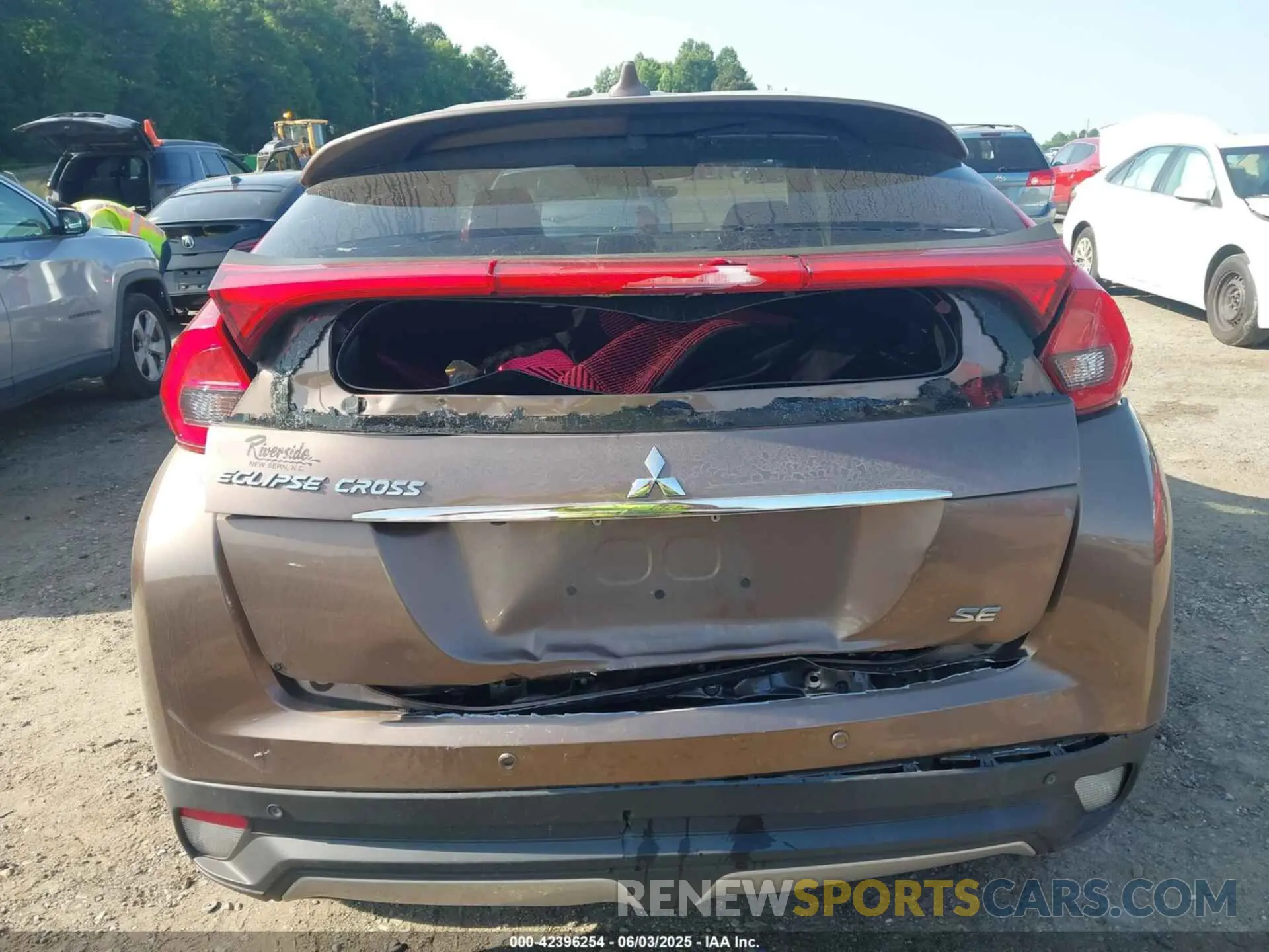 16 Photograph of a damaged car JA4AS5AA3LZ002452 MITSUBISHI ECLIPSE CROSS 2020