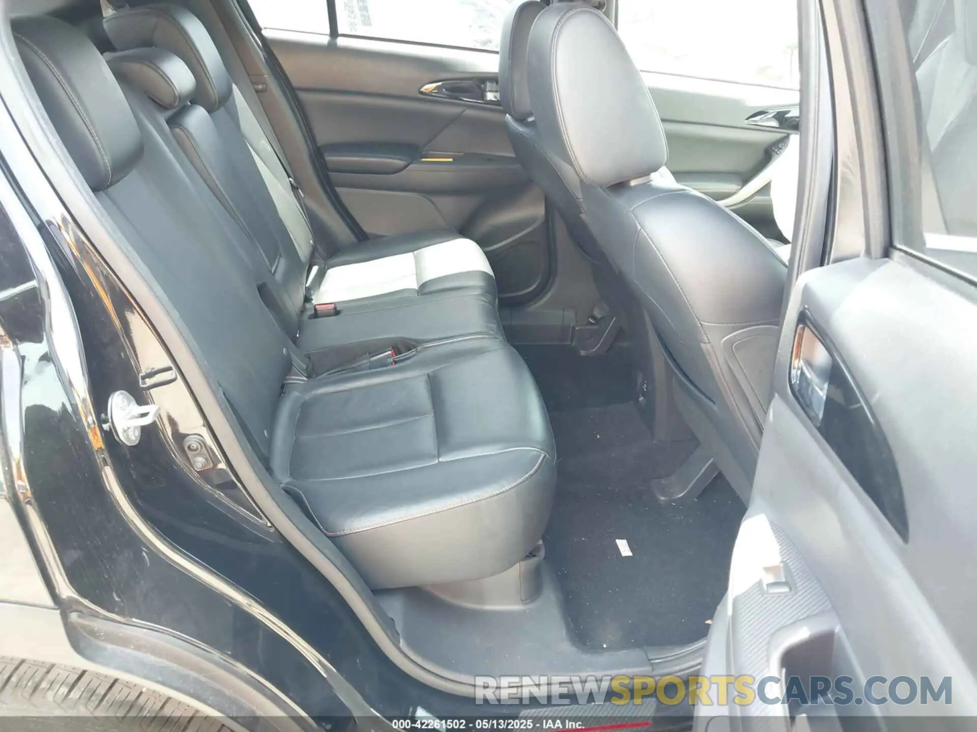 8 Фотография поврежденного автомобиля JA4AS5AA3LZ011510 MITSUBISHI ECLIPSE CROSS 2020