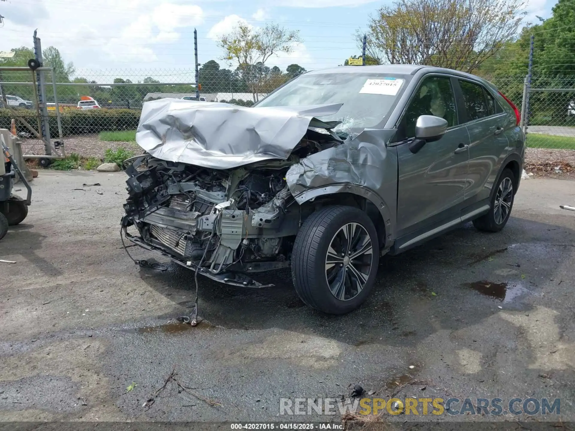 2 Фотография поврежденного автомобиля JA4AS5AAXLZ002366 MITSUBISHI ECLIPSE CROSS 2020