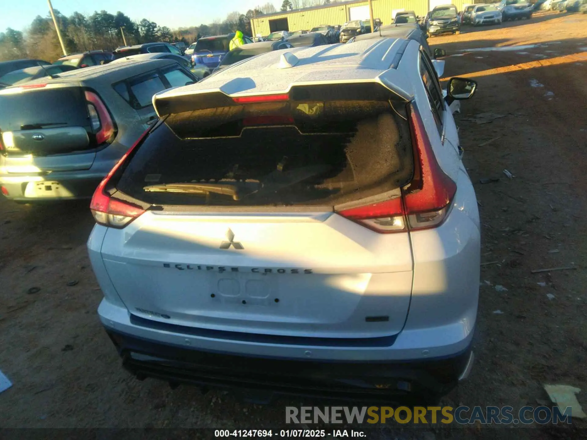 17 Photograph of a damaged car JA4ASVAA4NZ028416 MITSUBISHI ECLIPSE CROSS 2022
