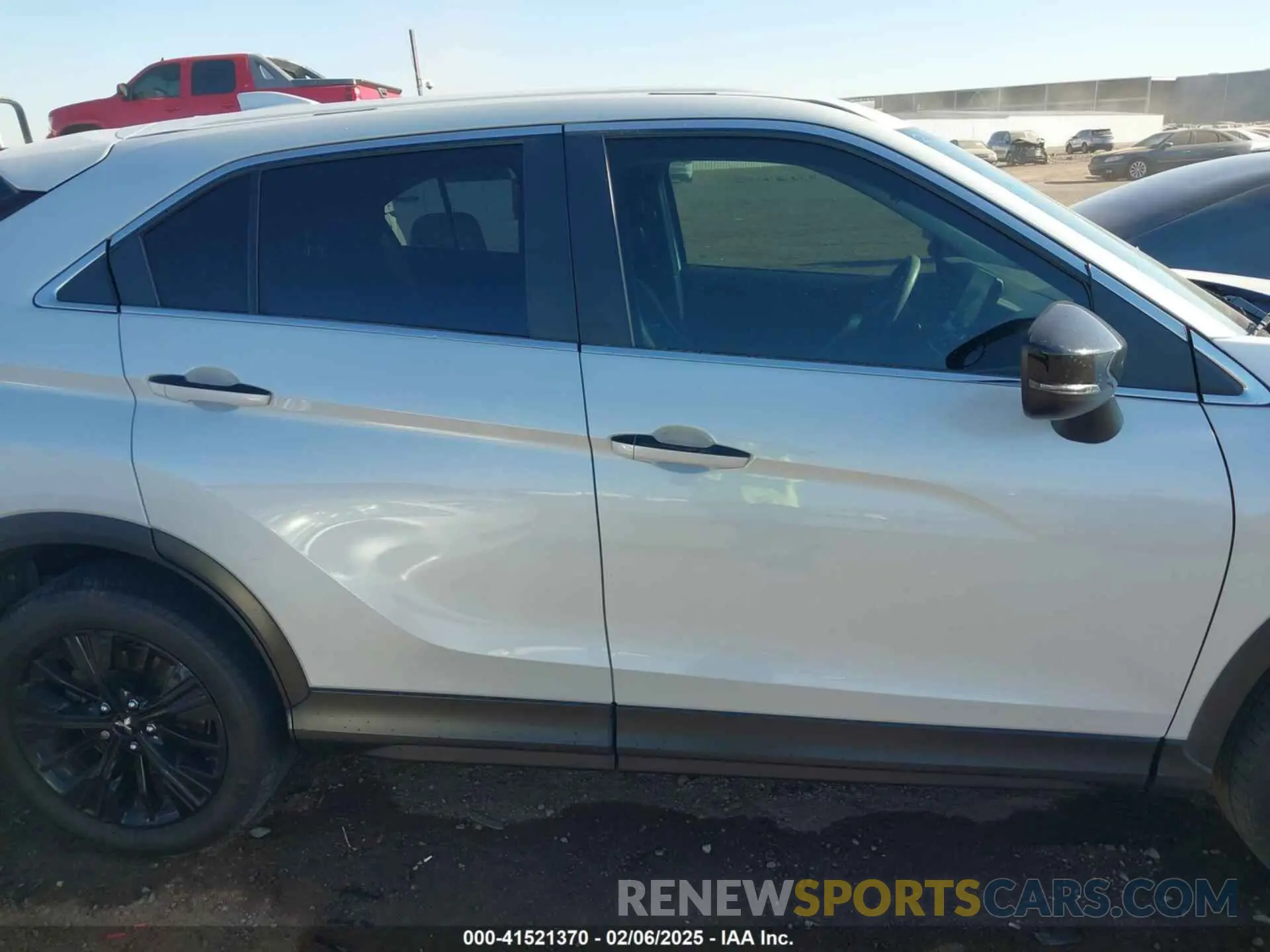 14 Photograph of a damaged car JA4ATVAA0NZ013828 MITSUBISHI ECLIPSE CROSS 2022