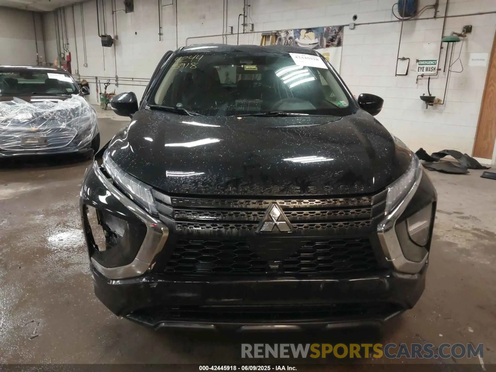 12 Photograph of a damaged car JA4ATVAA5NZ028163 MITSUBISHI ECLIPSE CROSS 2022