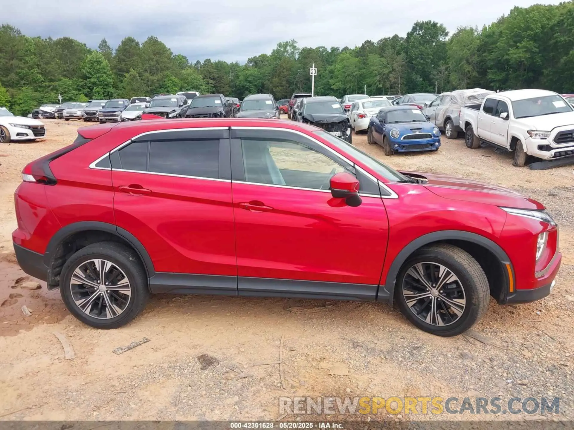 13 Photograph of a damaged car JA4ATWAA0NZ049413 MITSUBISHI ECLIPSE CROSS 2022
