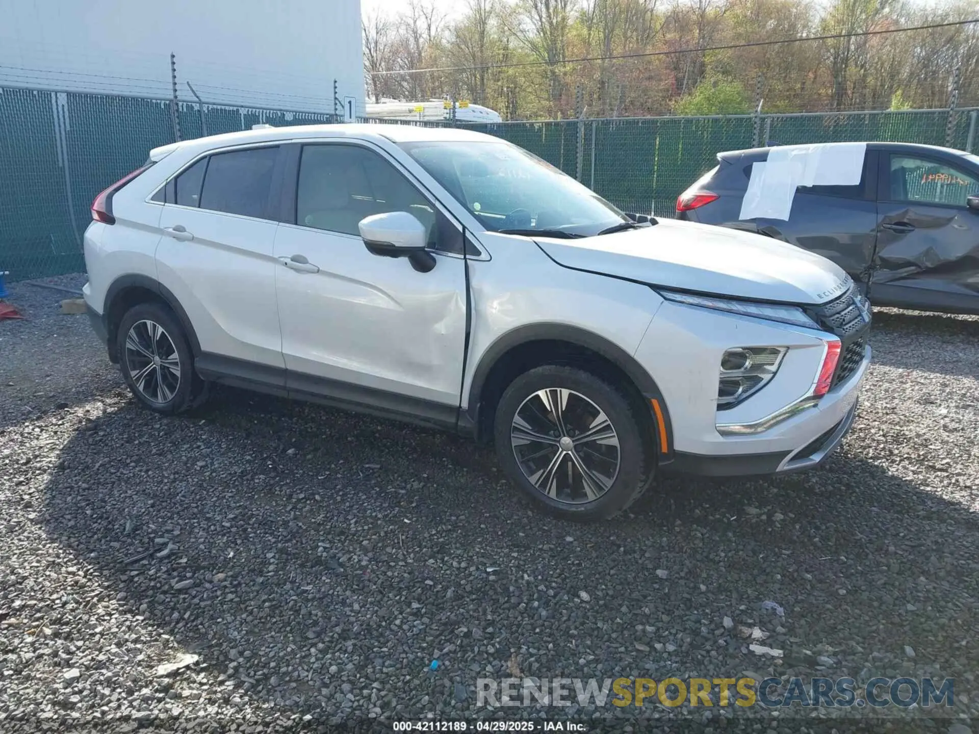 1 Photograph of a damaged car JA4ATWAA3NZ057148 MITSUBISHI ECLIPSE CROSS 2022