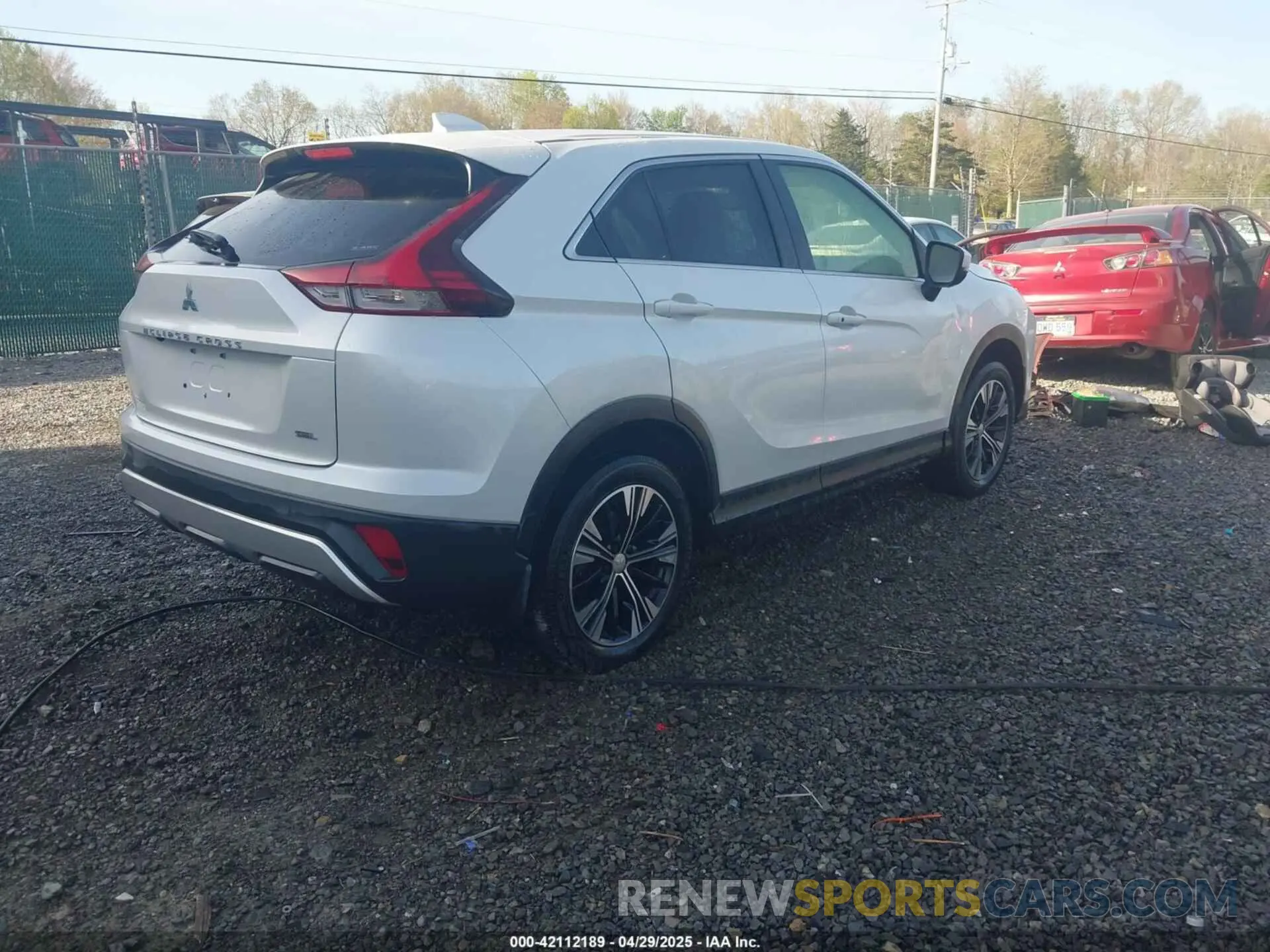 4 Photograph of a damaged car JA4ATWAA3NZ057148 MITSUBISHI ECLIPSE CROSS 2022