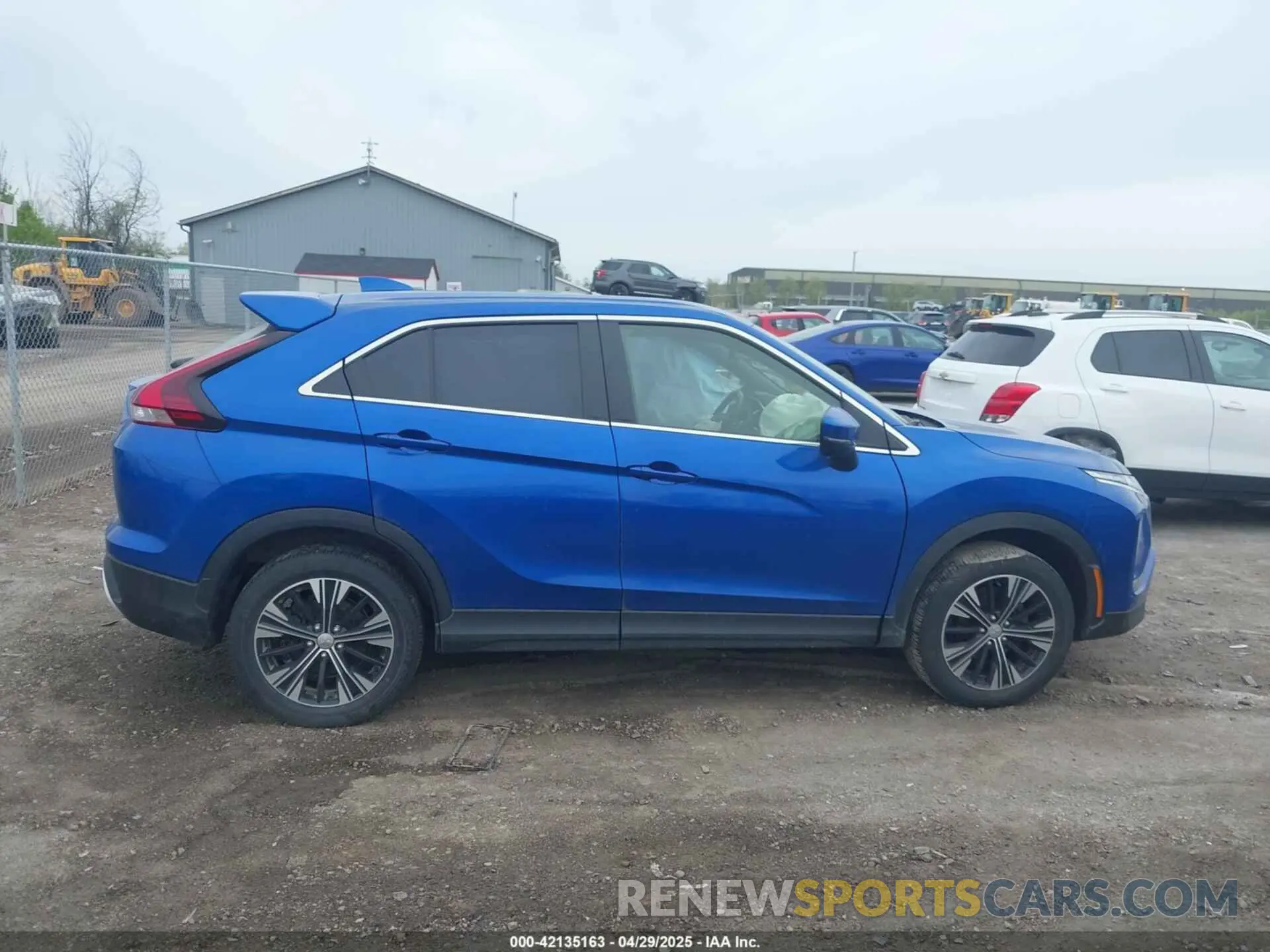 13 Photograph of a damaged car JA4ATWAA5NZ060441 MITSUBISHI ECLIPSE CROSS 2022
