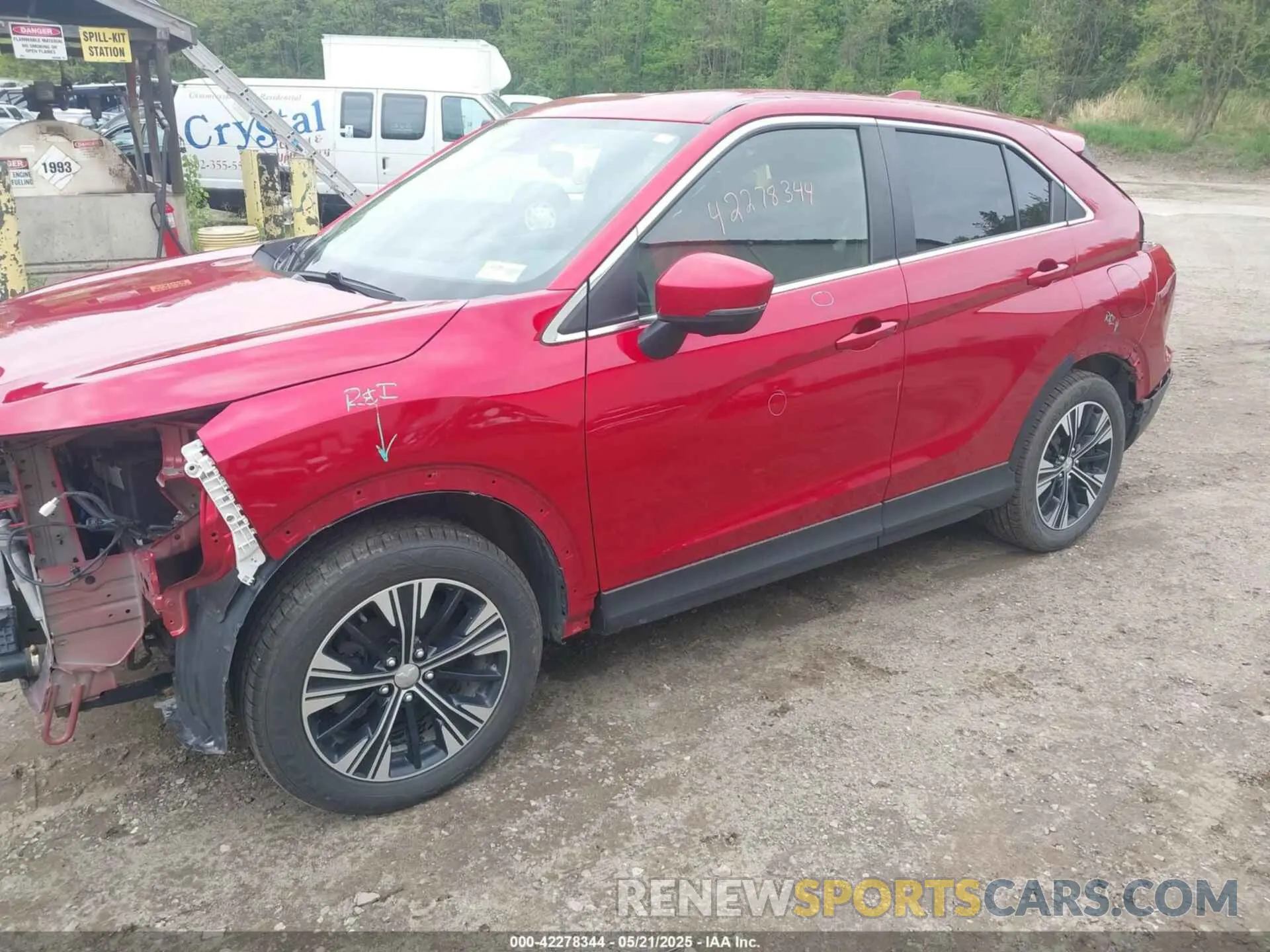 2 Фотография поврежденного автомобиля JA4ATWAA8NZ000931 MITSUBISHI ECLIPSE CROSS 2022