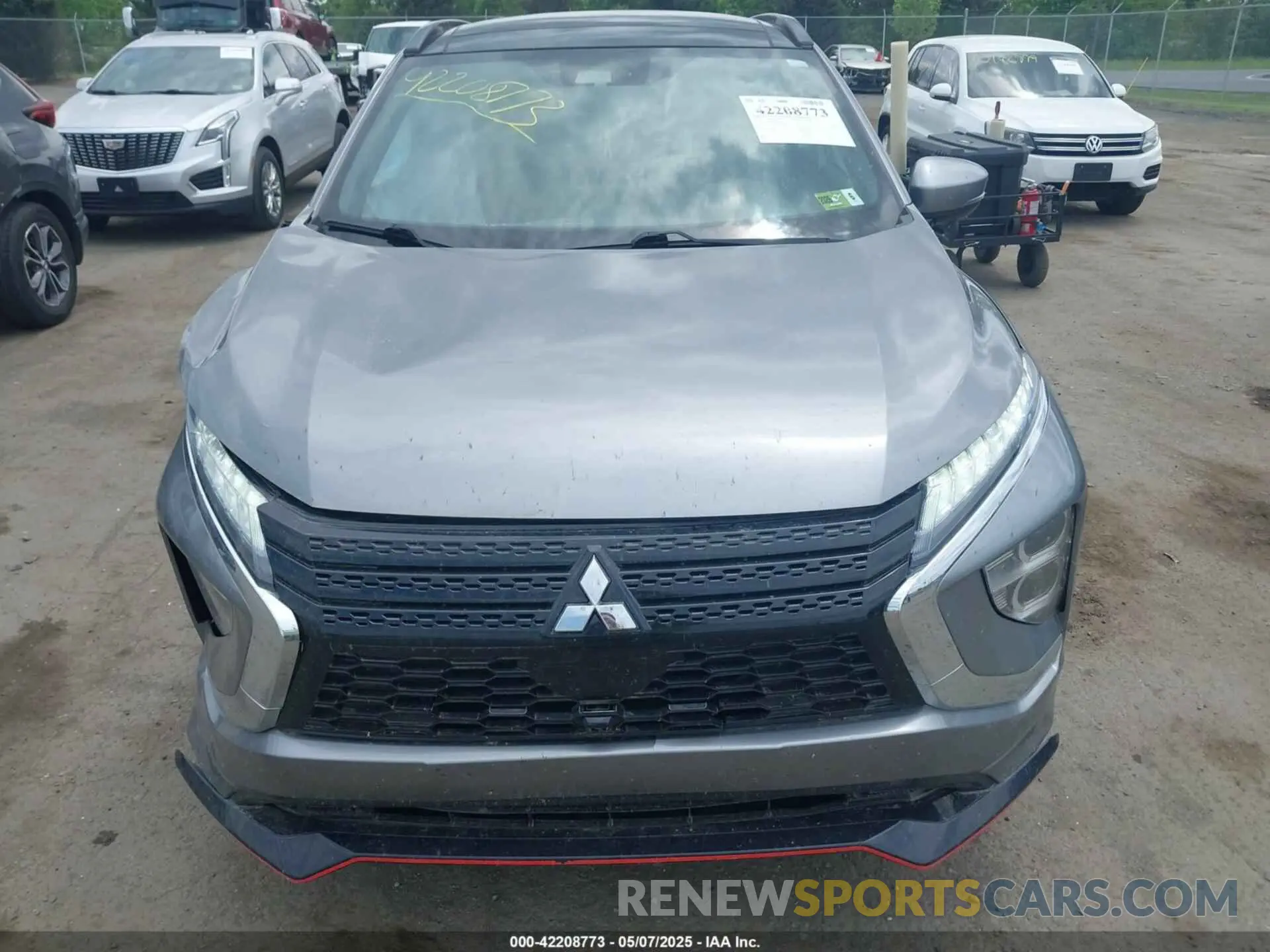 12 Photograph of a damaged car JA4ATWAA8NZ004476 MITSUBISHI ECLIPSE CROSS 2022