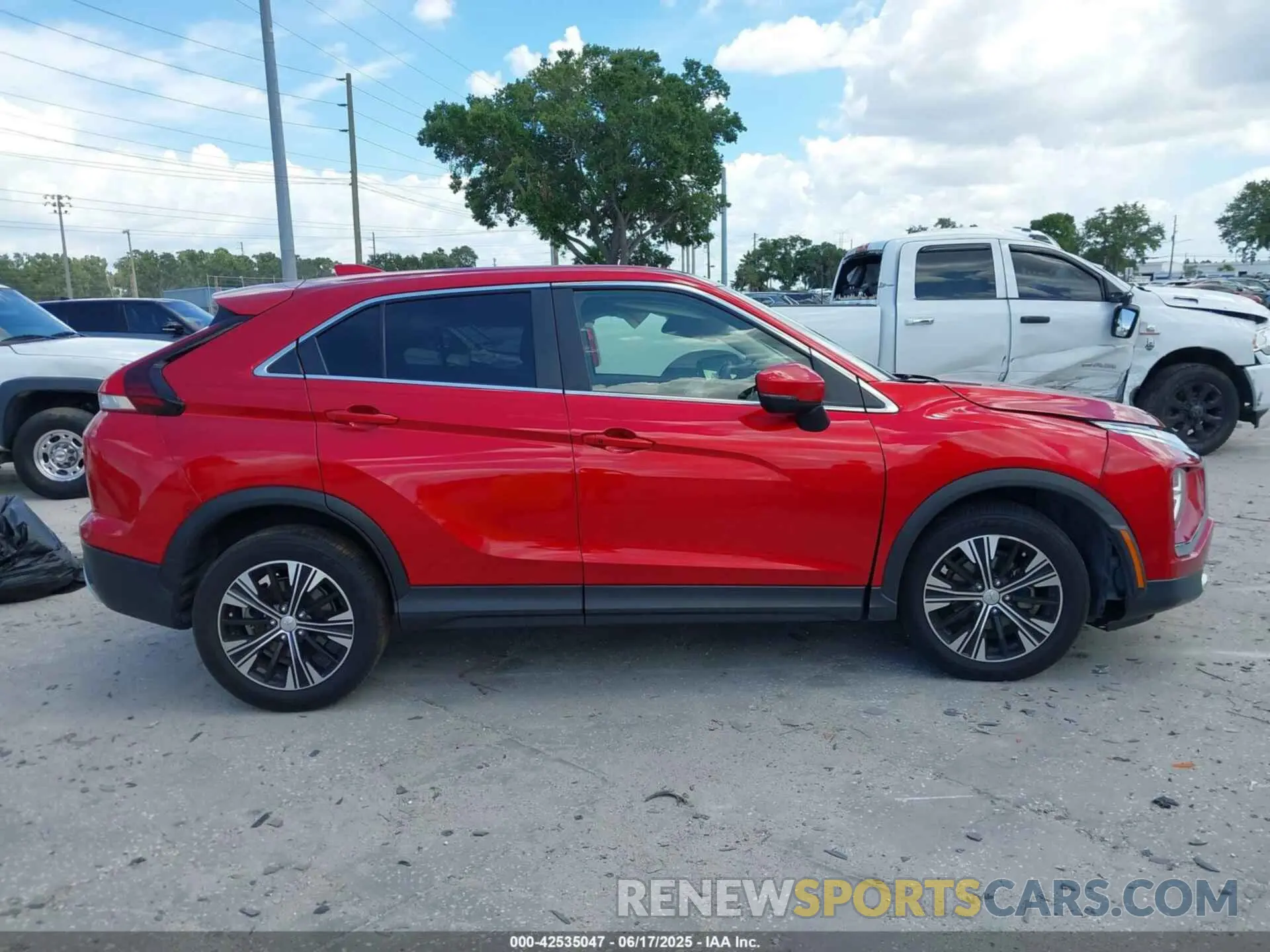 13 Фотография поврежденного автомобиля JA4ATWAA9NZ004907 MITSUBISHI ECLIPSE CROSS 2022