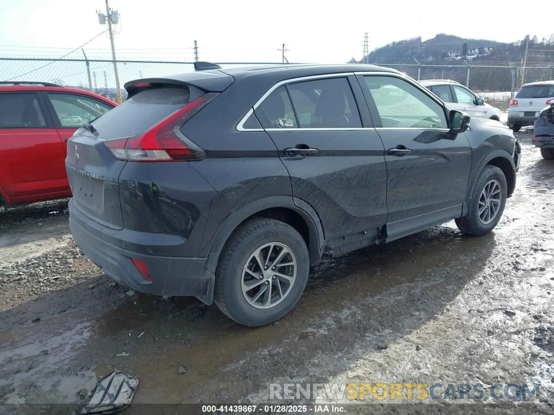 4 Фотография поврежденного автомобиля JA4ATUAA3PZ000424 MITSUBISHI ECLIPSE CROSS 2023