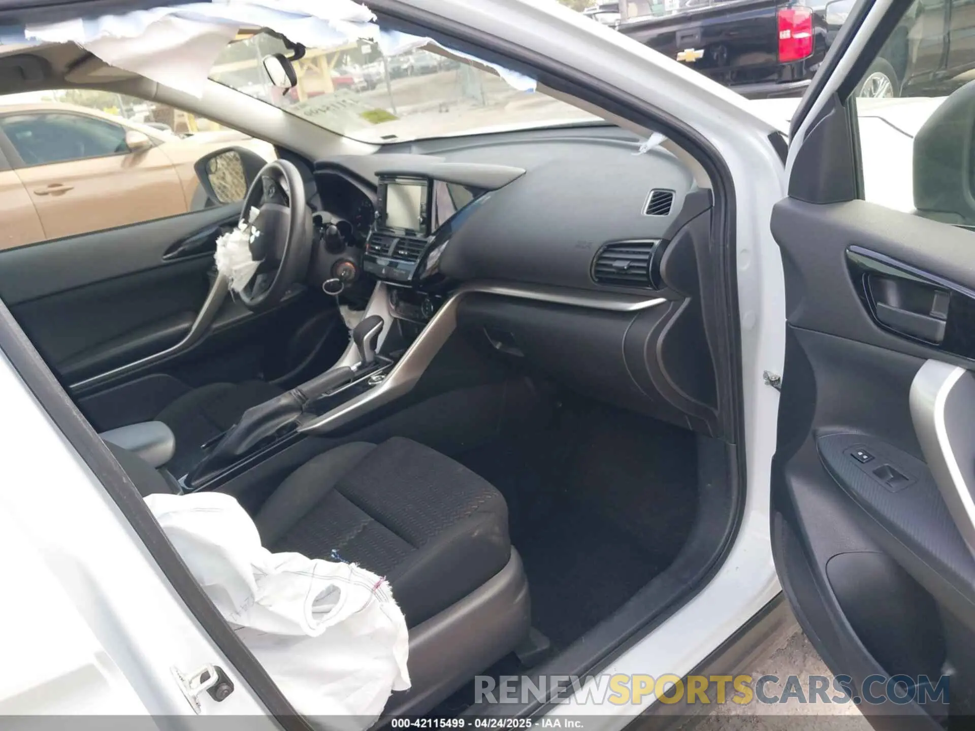 5 Photograph of a damaged car JA4ATUAAXPZ050320 MITSUBISHI ECLIPSE CROSS 2023