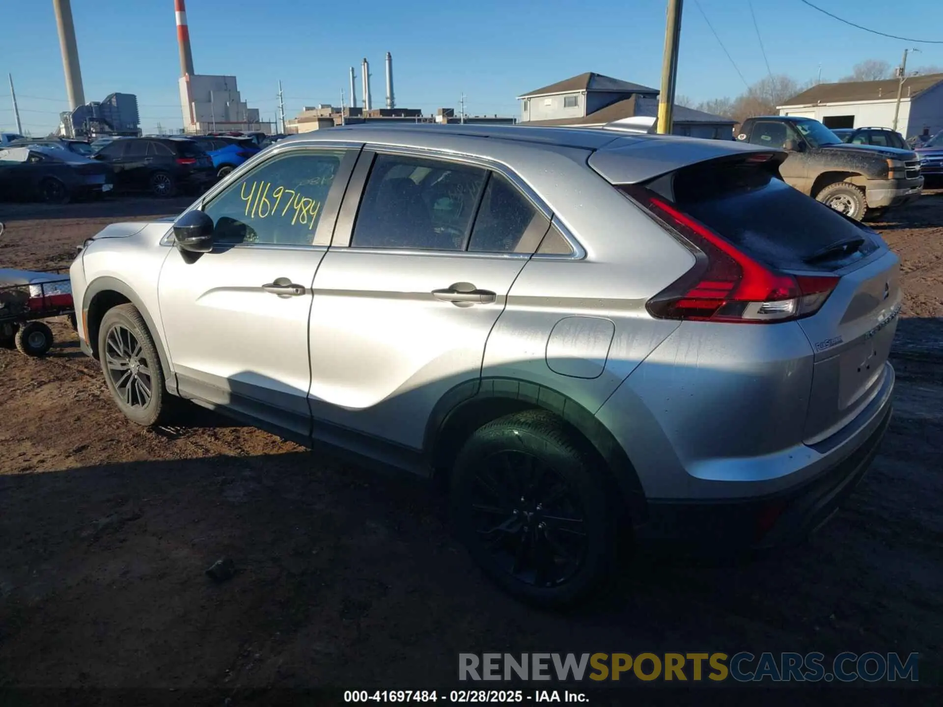 3 Фотография поврежденного автомобиля JA4ATVAA2PZ001179 MITSUBISHI ECLIPSE CROSS 2023
