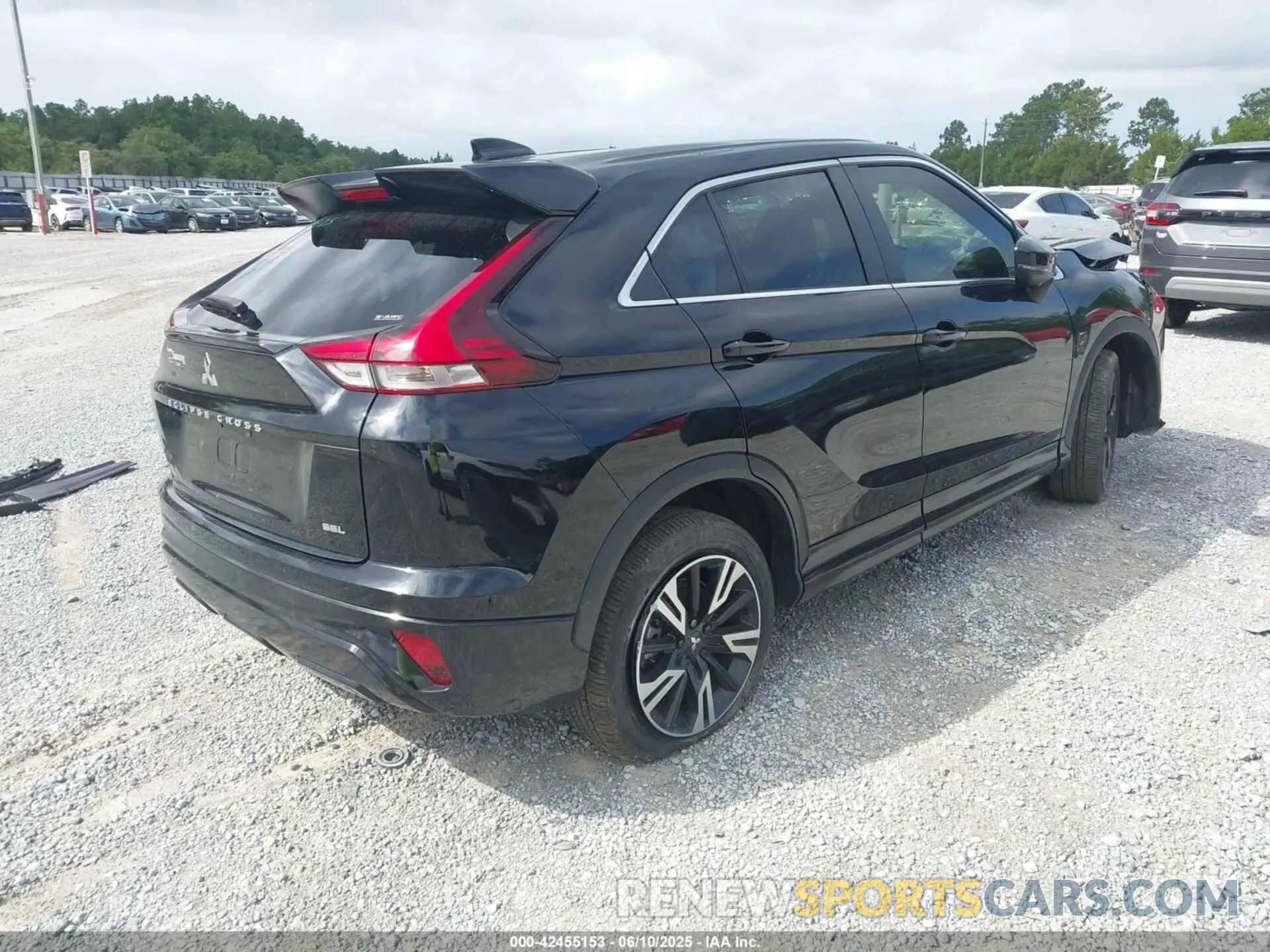 4 Фотография поврежденного автомобиля JA4ATWAA1PZ001423 MITSUBISHI ECLIPSE CROSS 2023