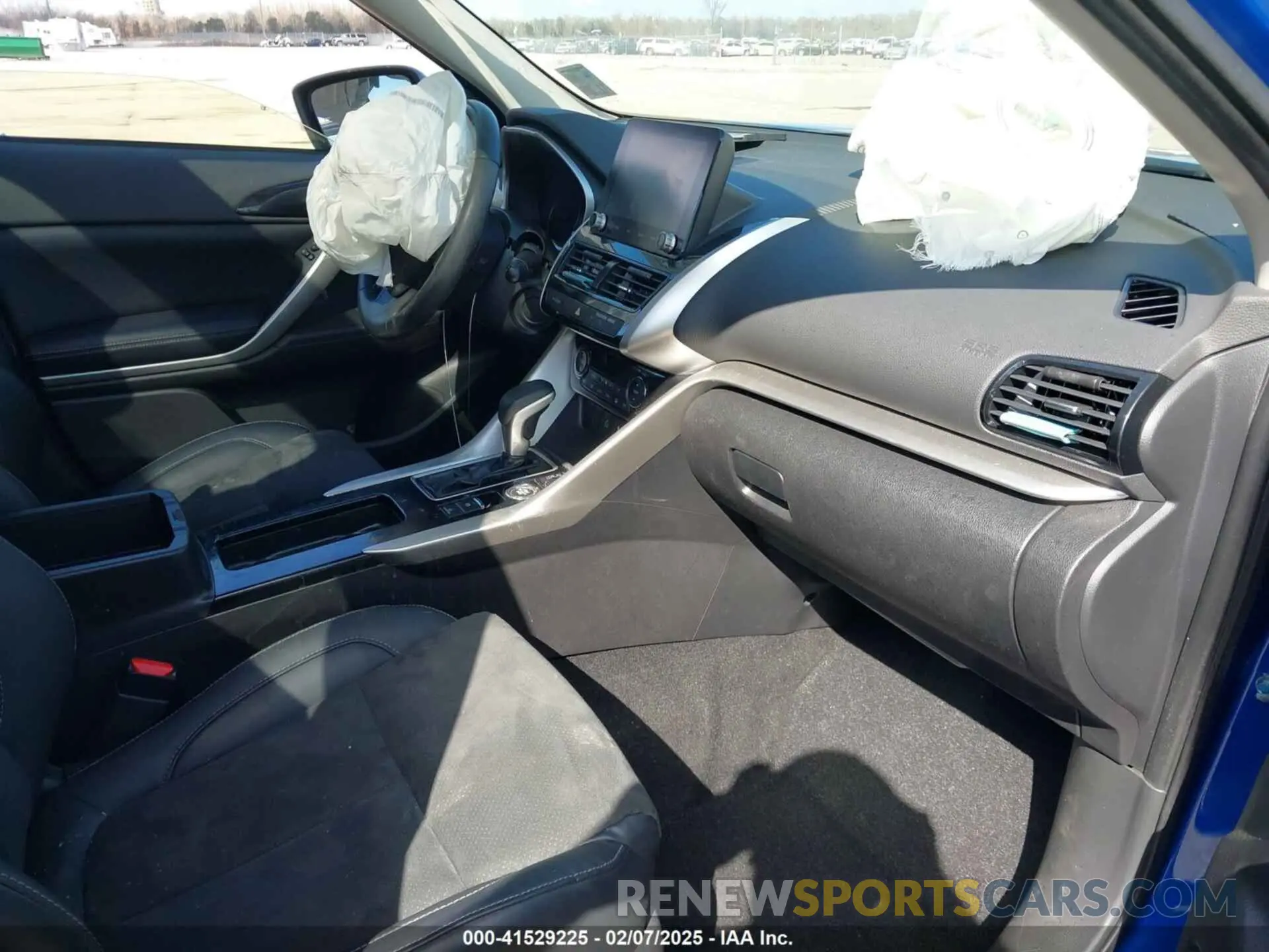 5 Photograph of a damaged car JA4ATWAA4PZ003313 MITSUBISHI ECLIPSE CROSS 2023