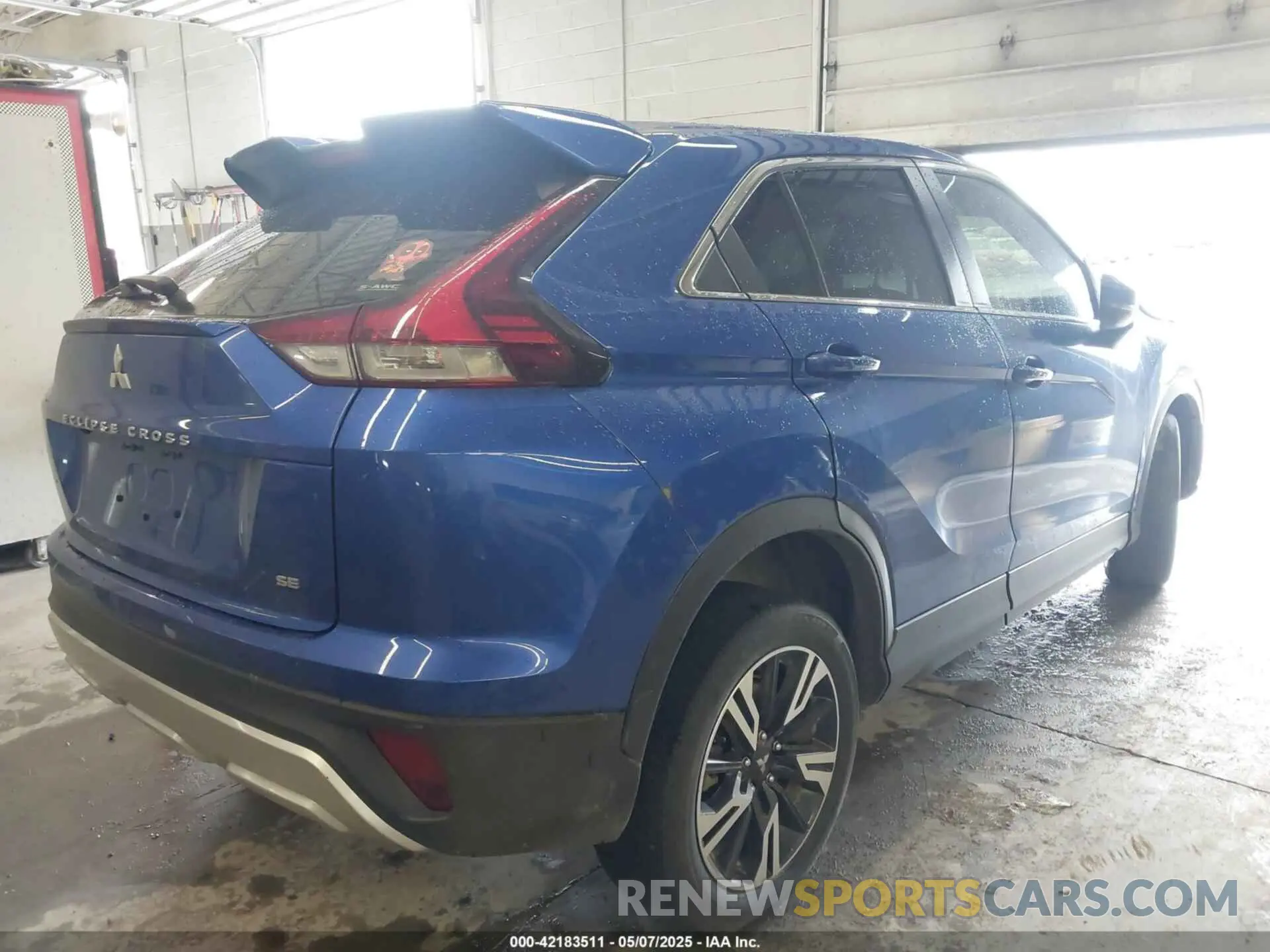 4 Photograph of a damaged car JA4ATWAA4PZ048946 MITSUBISHI ECLIPSE CROSS 2023