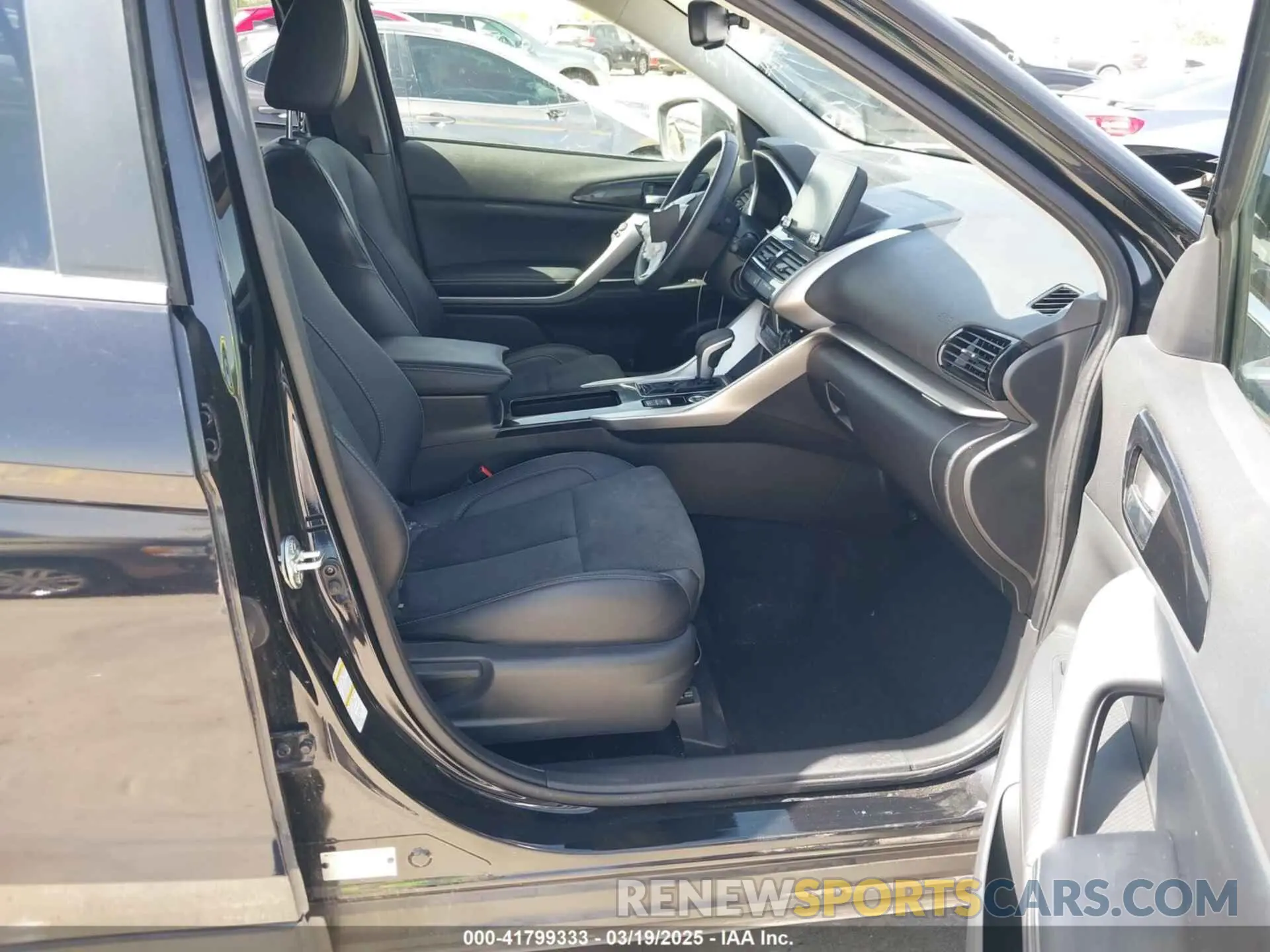 5 Photograph of a damaged car JA4ATWAA6PZ005693 MITSUBISHI ECLIPSE CROSS 2023