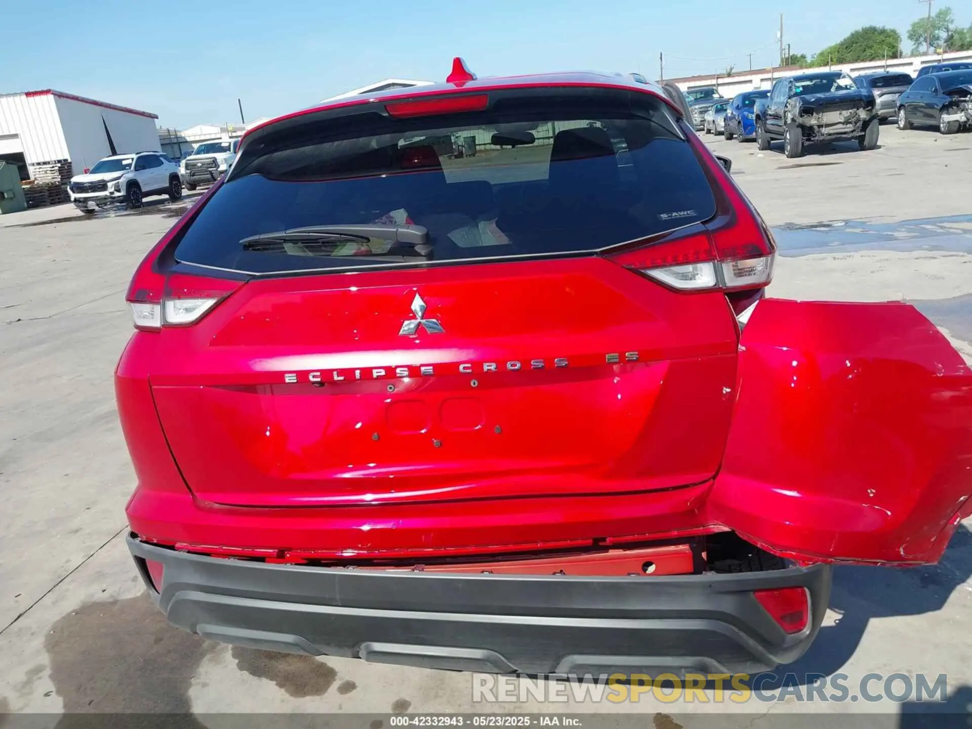 16 Photograph of a damaged car JA4ATUAA9RZ001094 MITSUBISHI ECLIPSE CROSS 2024