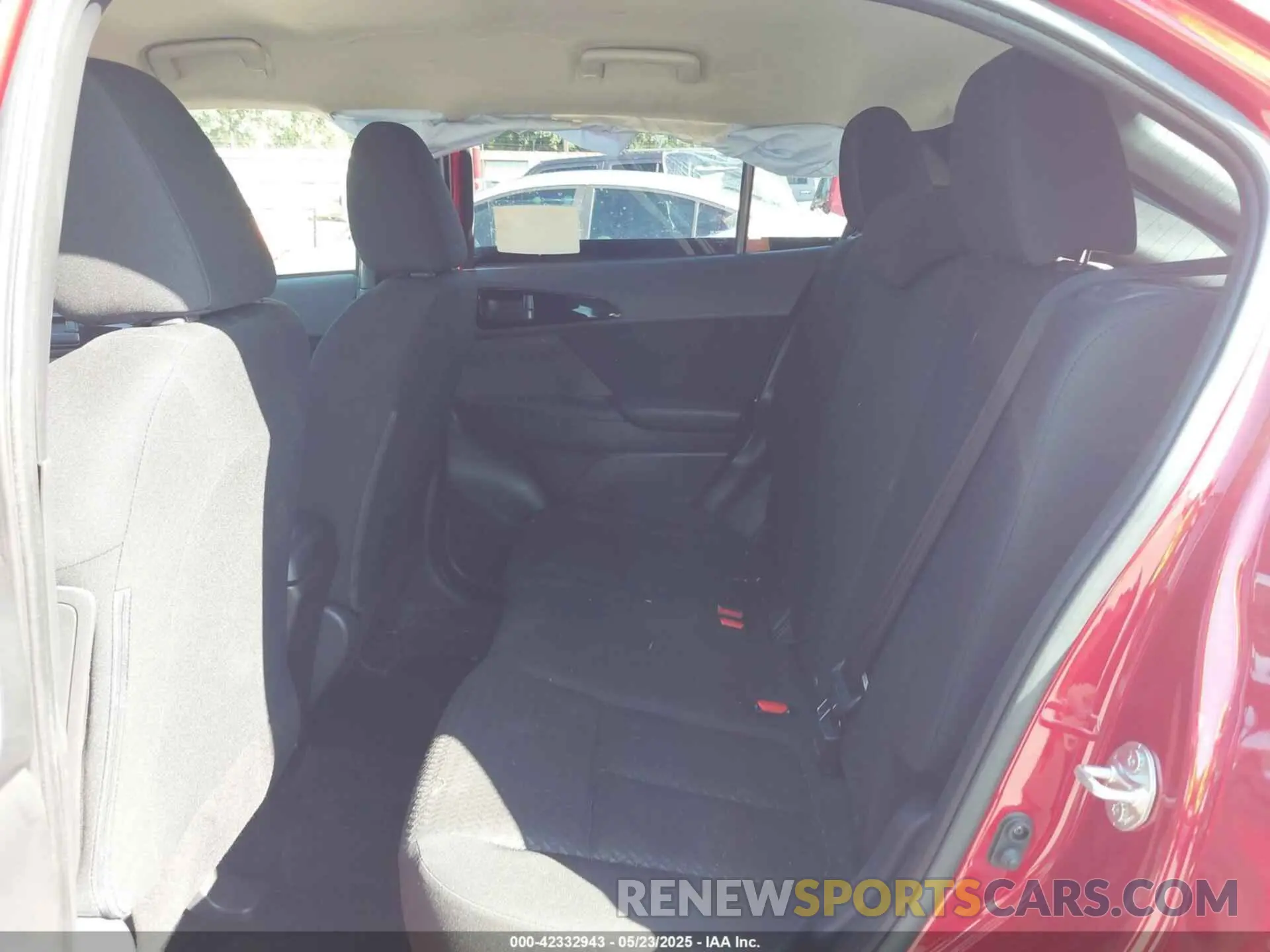8 Photograph of a damaged car JA4ATUAA9RZ001094 MITSUBISHI ECLIPSE CROSS 2024