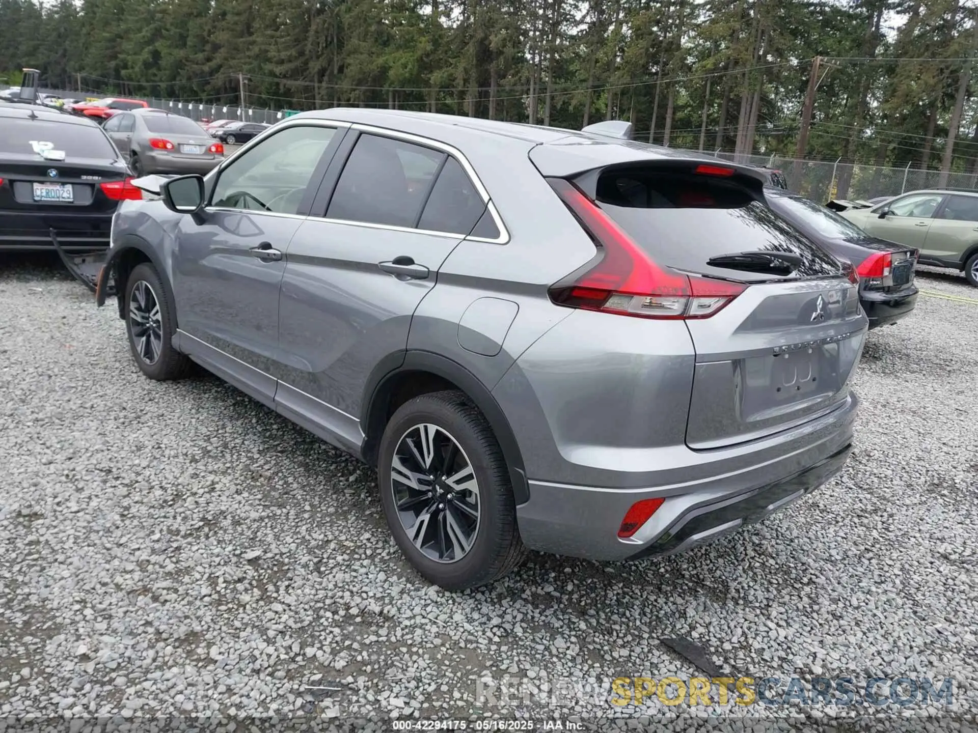 3 Photograph of a damaged car JA4ATWAA1RZ010562 MITSUBISHI ECLIPSE CROSS 2024