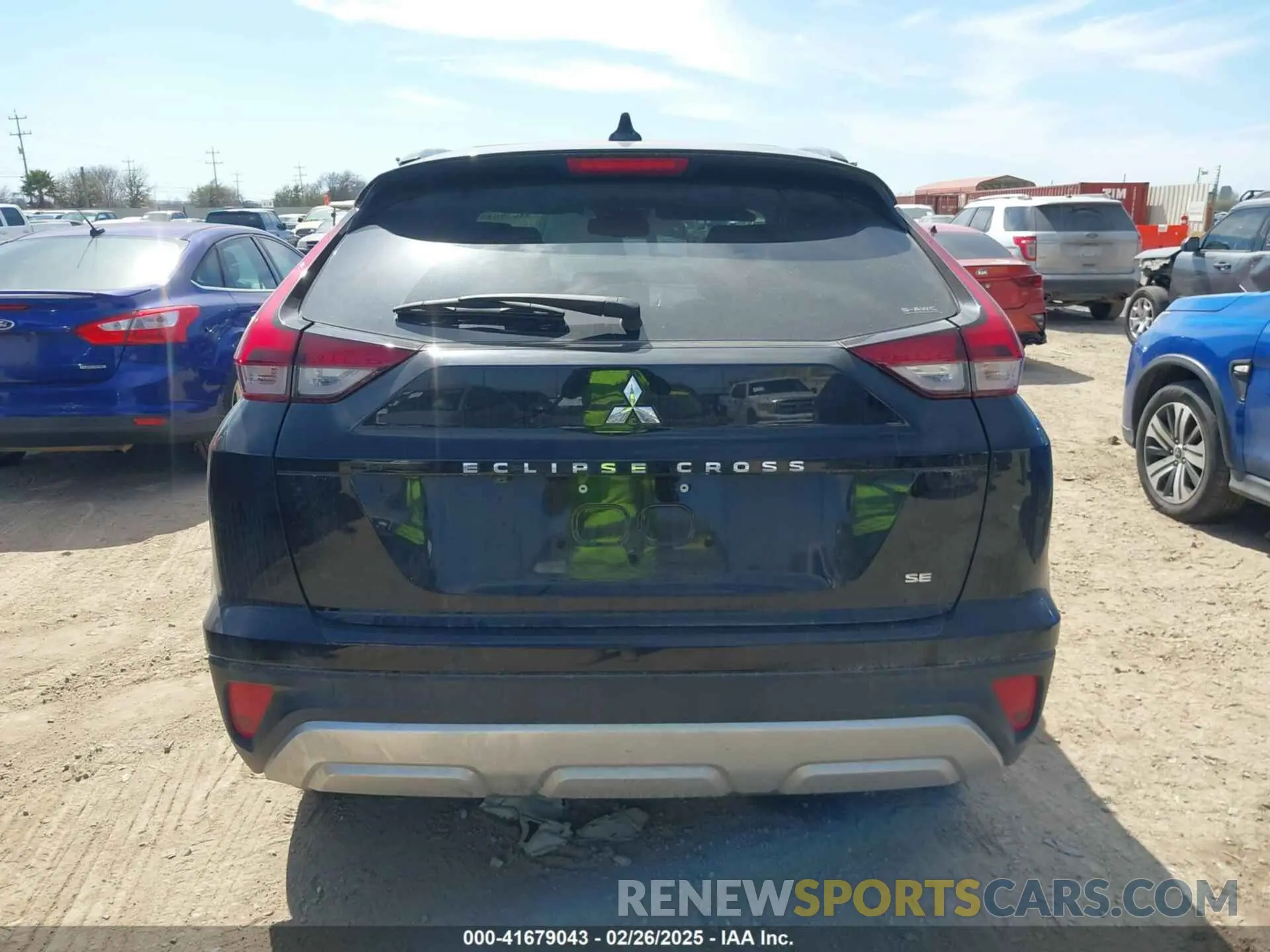 17 Photograph of a damaged car JA4ATWAA7RZ000666 MITSUBISHI ECLIPSE CROSS 2024