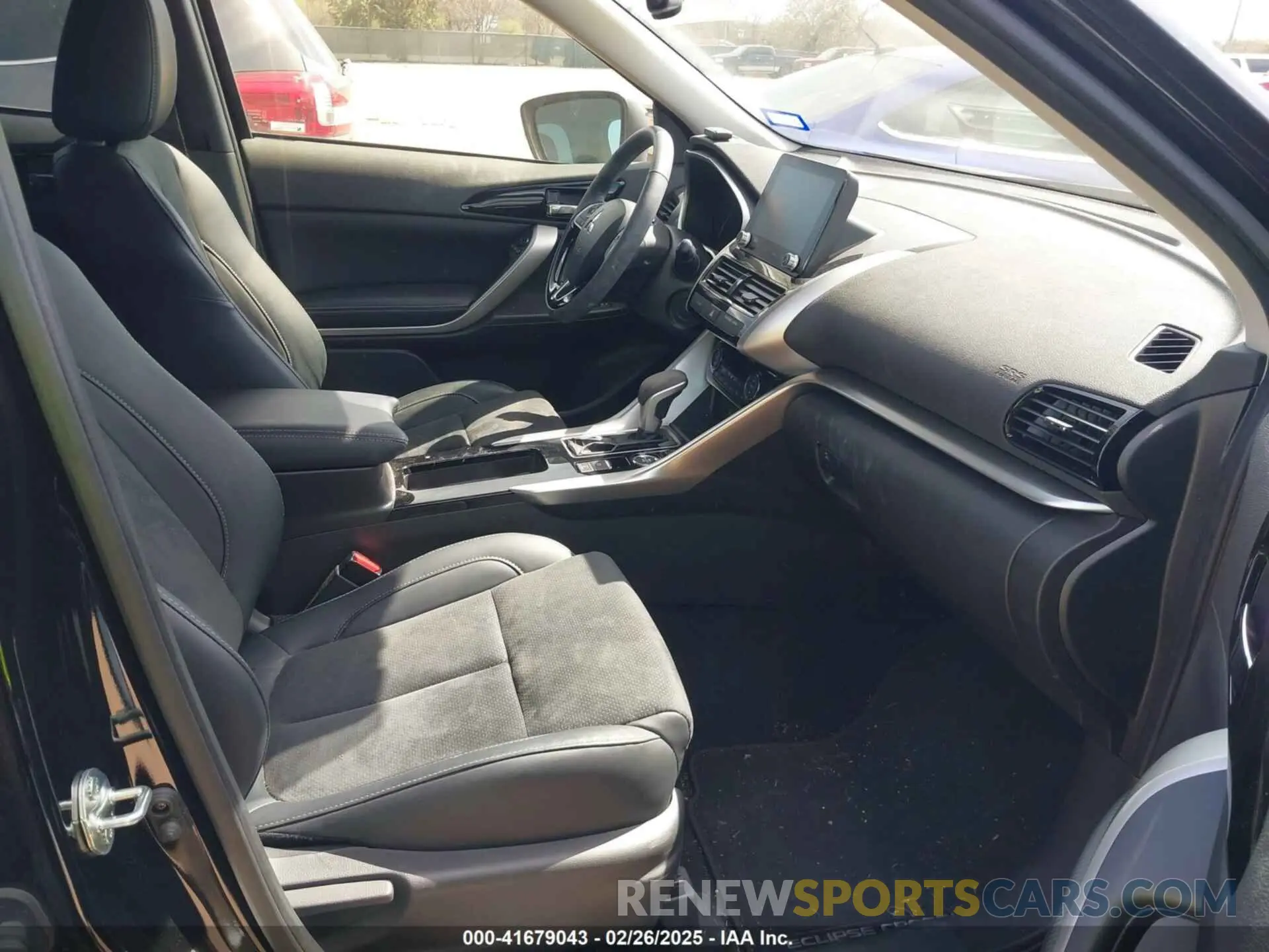 5 Photograph of a damaged car JA4ATWAA7RZ000666 MITSUBISHI ECLIPSE CROSS 2024