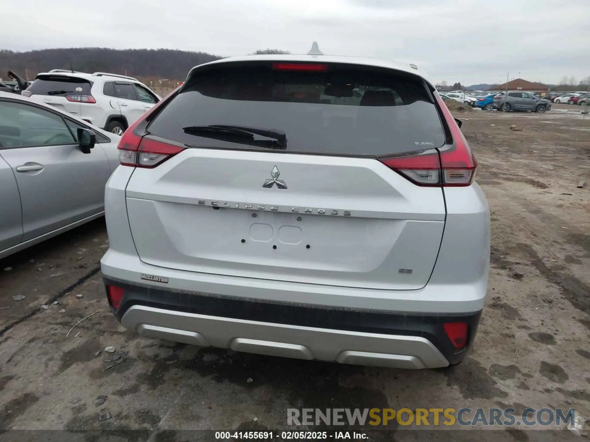 16 Photograph of a damaged car JA4ATWAA7RZ024613 MITSUBISHI ECLIPSE CROSS 2024