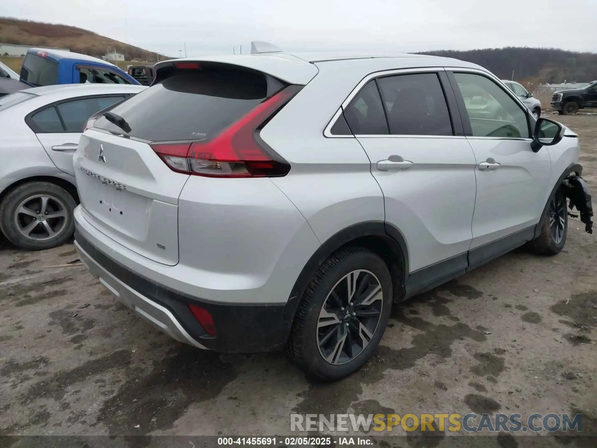 4 Photograph of a damaged car JA4ATWAA7RZ024613 MITSUBISHI ECLIPSE CROSS 2024
