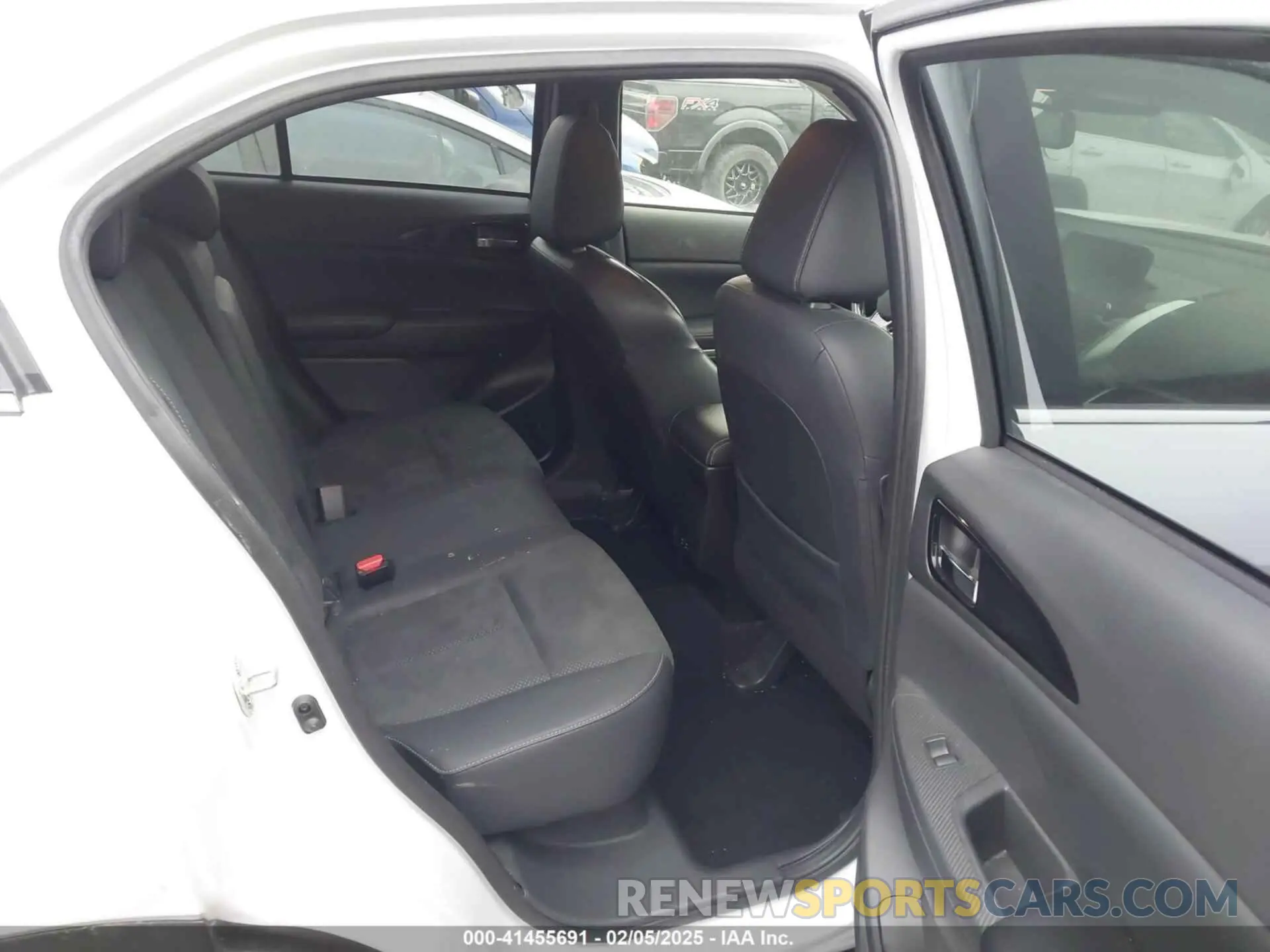 8 Photograph of a damaged car JA4ATWAA7RZ024613 MITSUBISHI ECLIPSE CROSS 2024