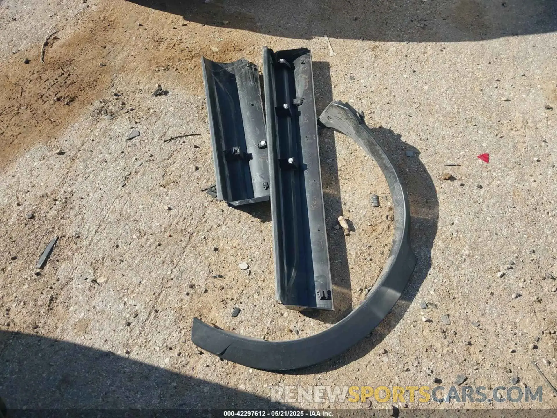 12 Фотография поврежденного автомобиля JA4ATWAA8RZ073688 MITSUBISHI ECLIPSE CROSS 2024