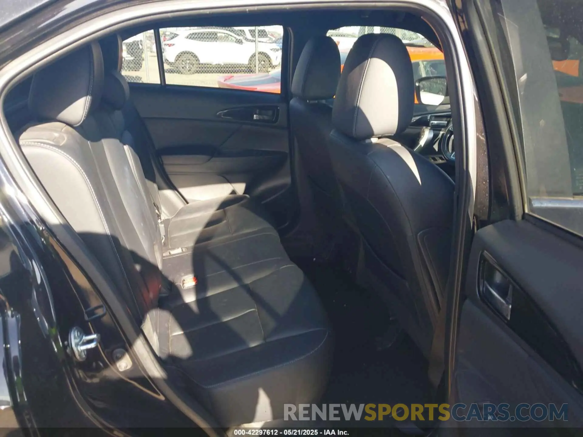 8 Фотография поврежденного автомобиля JA4ATWAA8RZ073688 MITSUBISHI ECLIPSE CROSS 2024