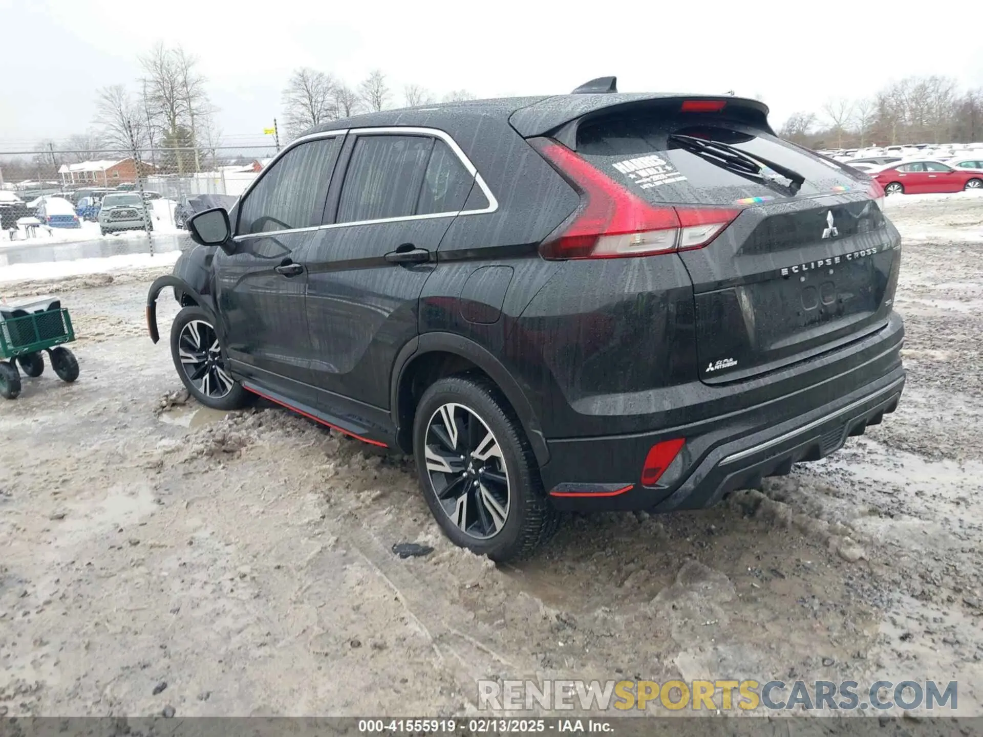 3 Фотография поврежденного автомобиля JA4ATWAA9RZ012611 MITSUBISHI ECLIPSE CROSS 2024