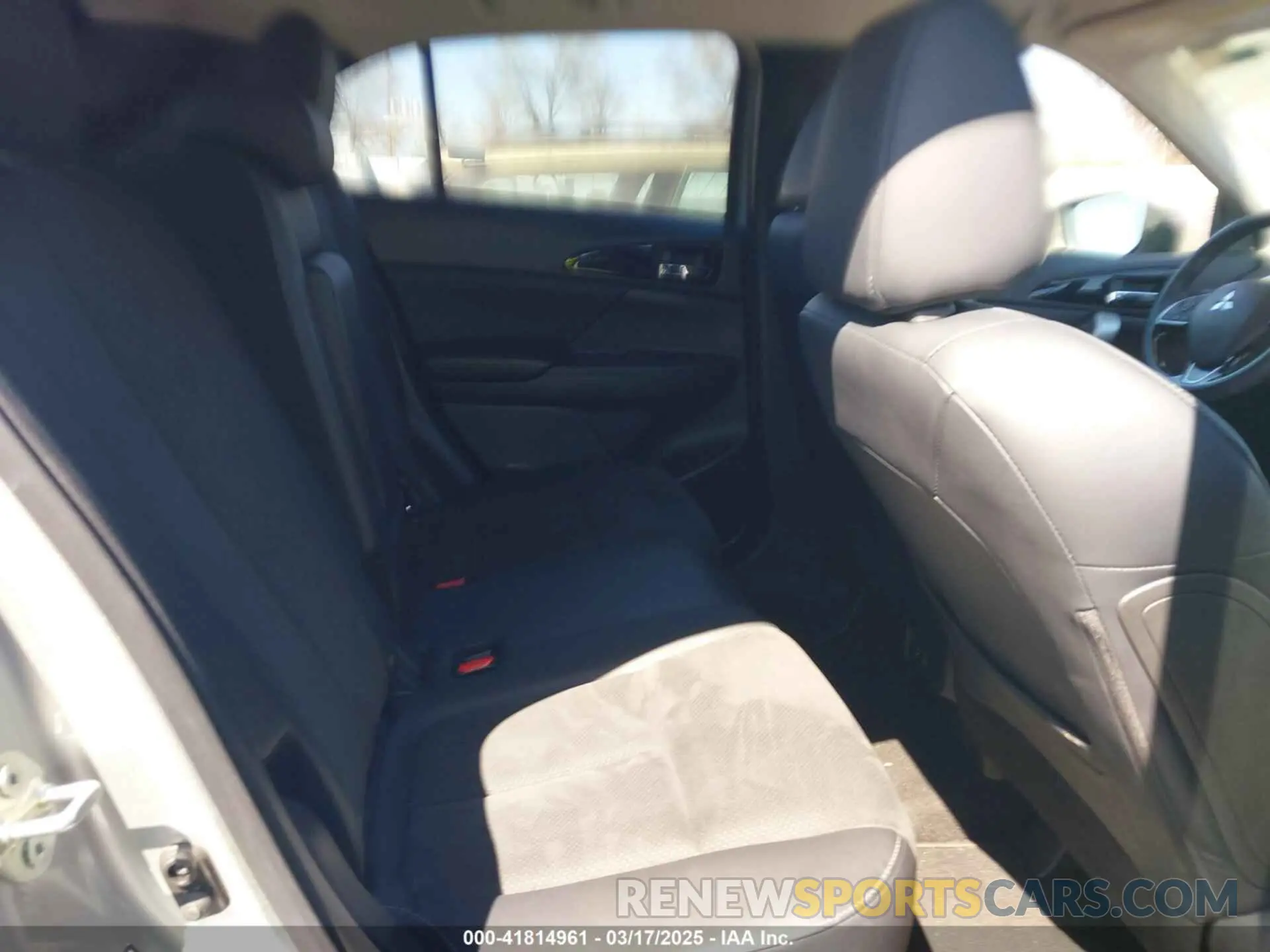 8 Photograph of a damaged car JA4ATWAAXRZ045116 MITSUBISHI ECLIPSE CROSS 2024