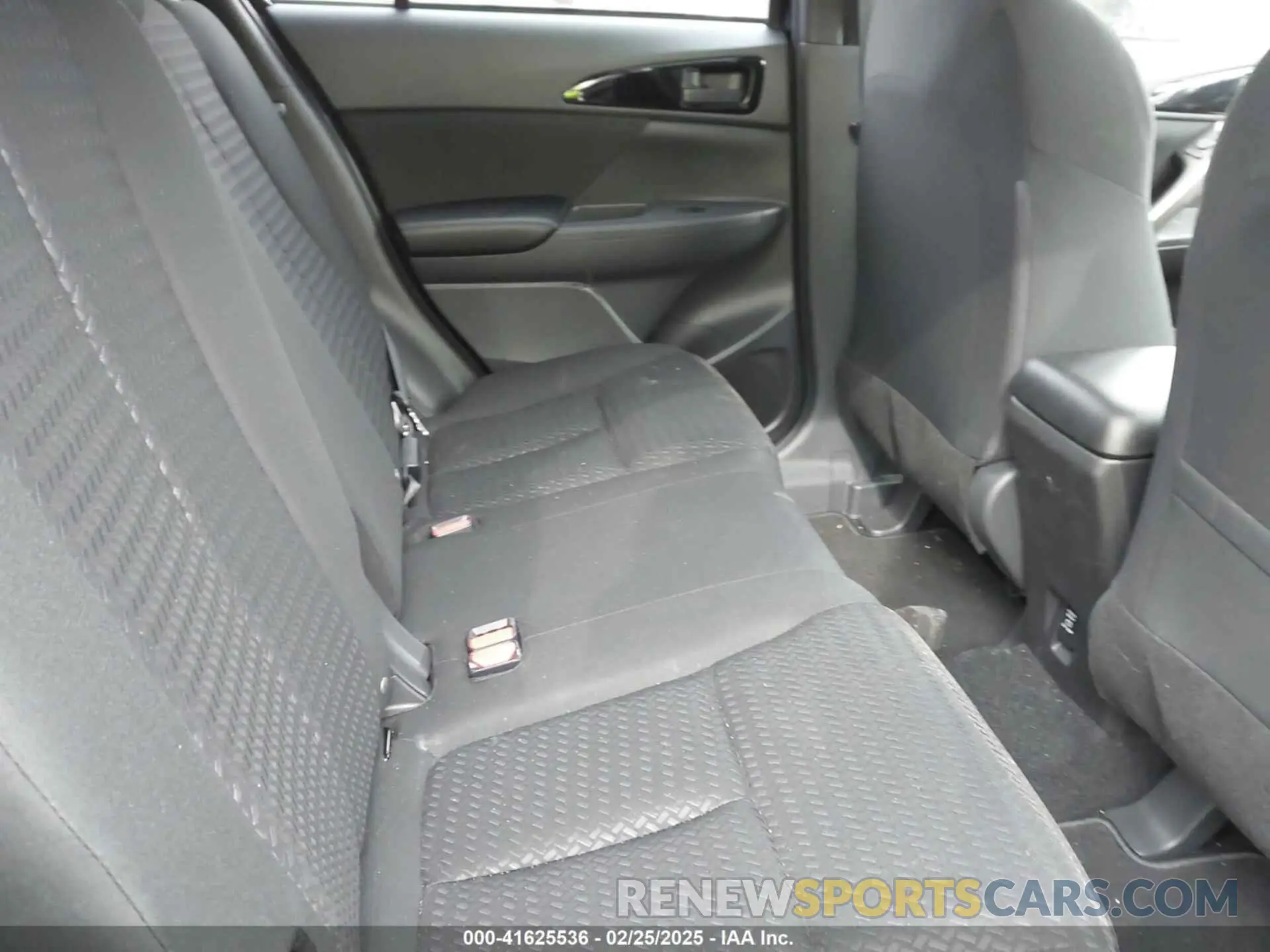 8 Фотография поврежденного автомобиля JA4ATUAAXSZ006830 MITSUBISHI ECLIPSE CROSS 2025