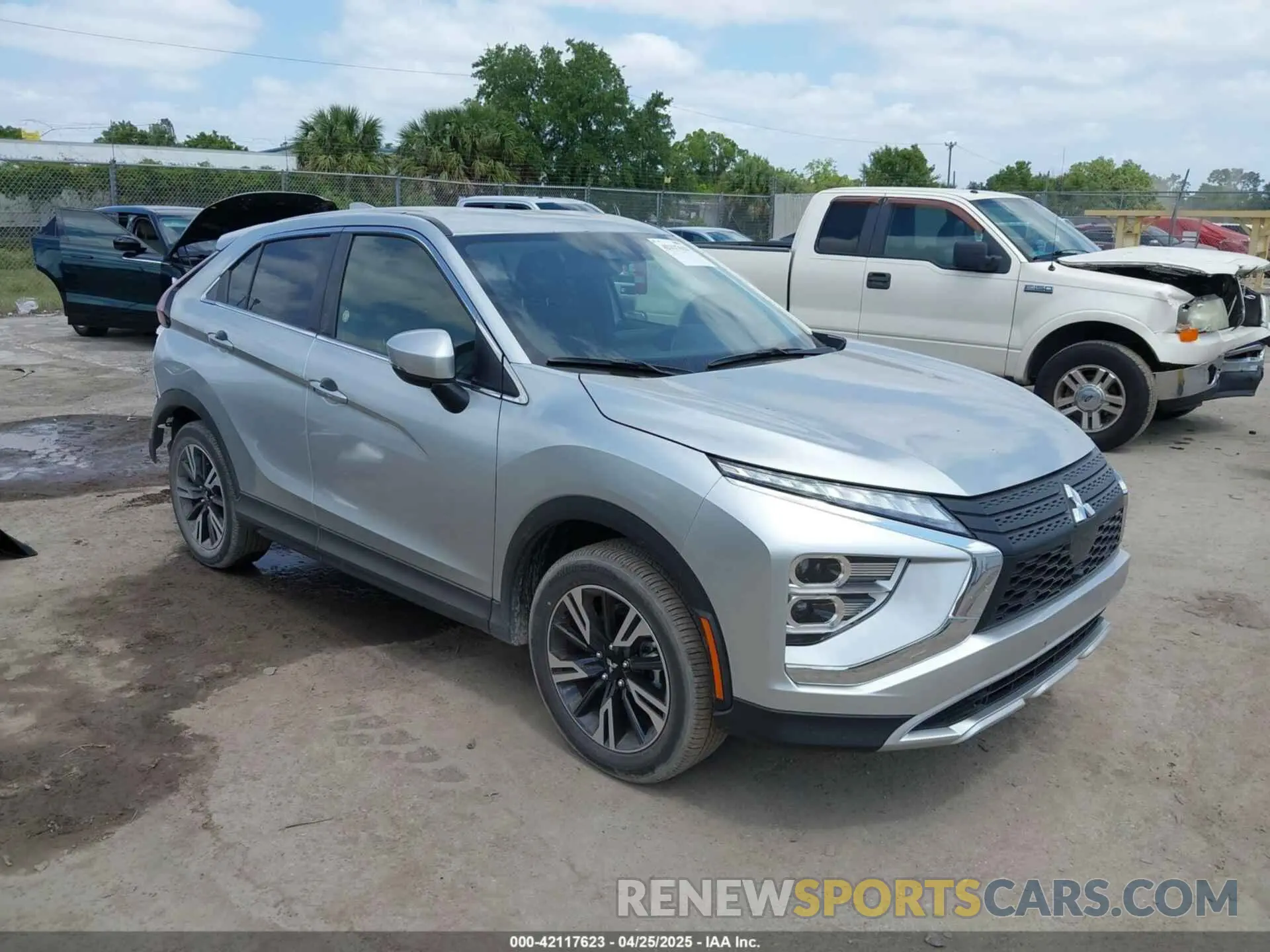 1 Фотография поврежденного автомобиля JA4ATWAA1SZ003410 MITSUBISHI ECLIPSE CROSS 2025