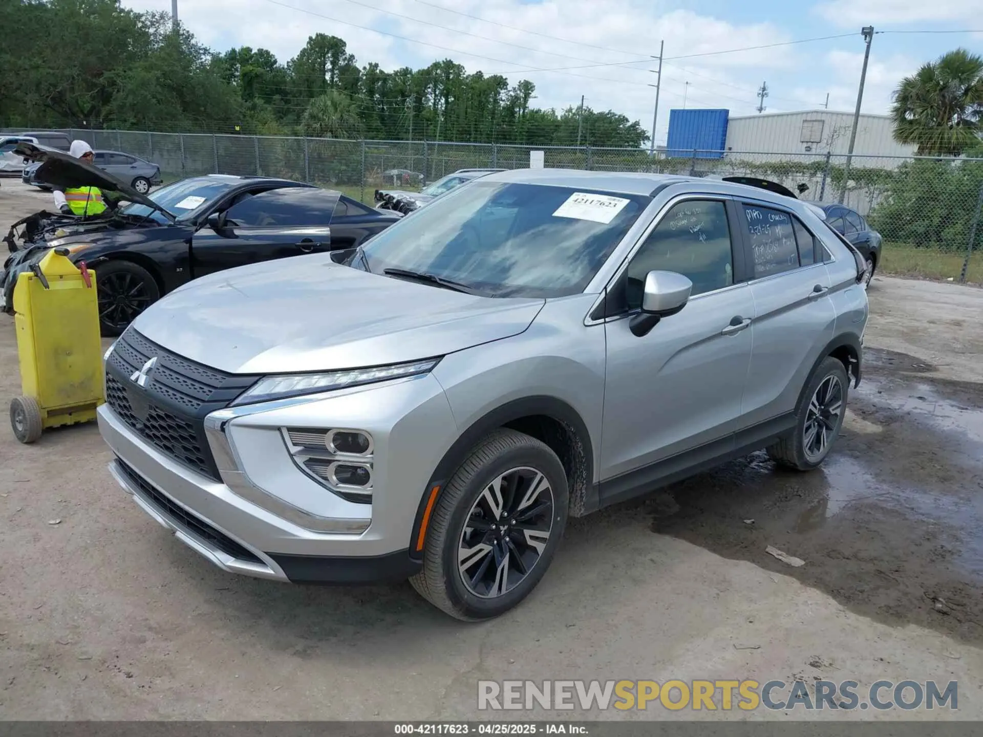 2 Фотография поврежденного автомобиля JA4ATWAA1SZ003410 MITSUBISHI ECLIPSE CROSS 2025