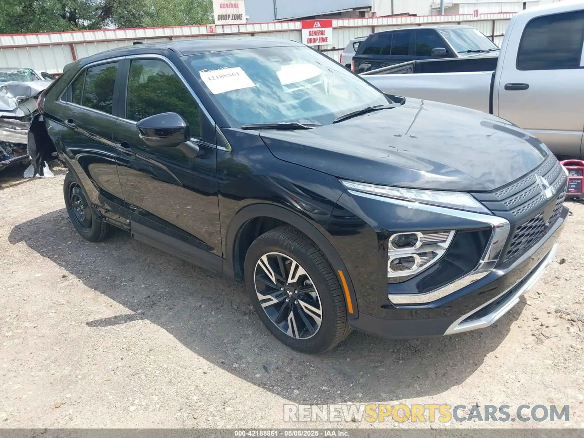 1 Photograph of a damaged car JA4ATWAA5SZ004141 MITSUBISHI ECLIPSE CROSS 2025