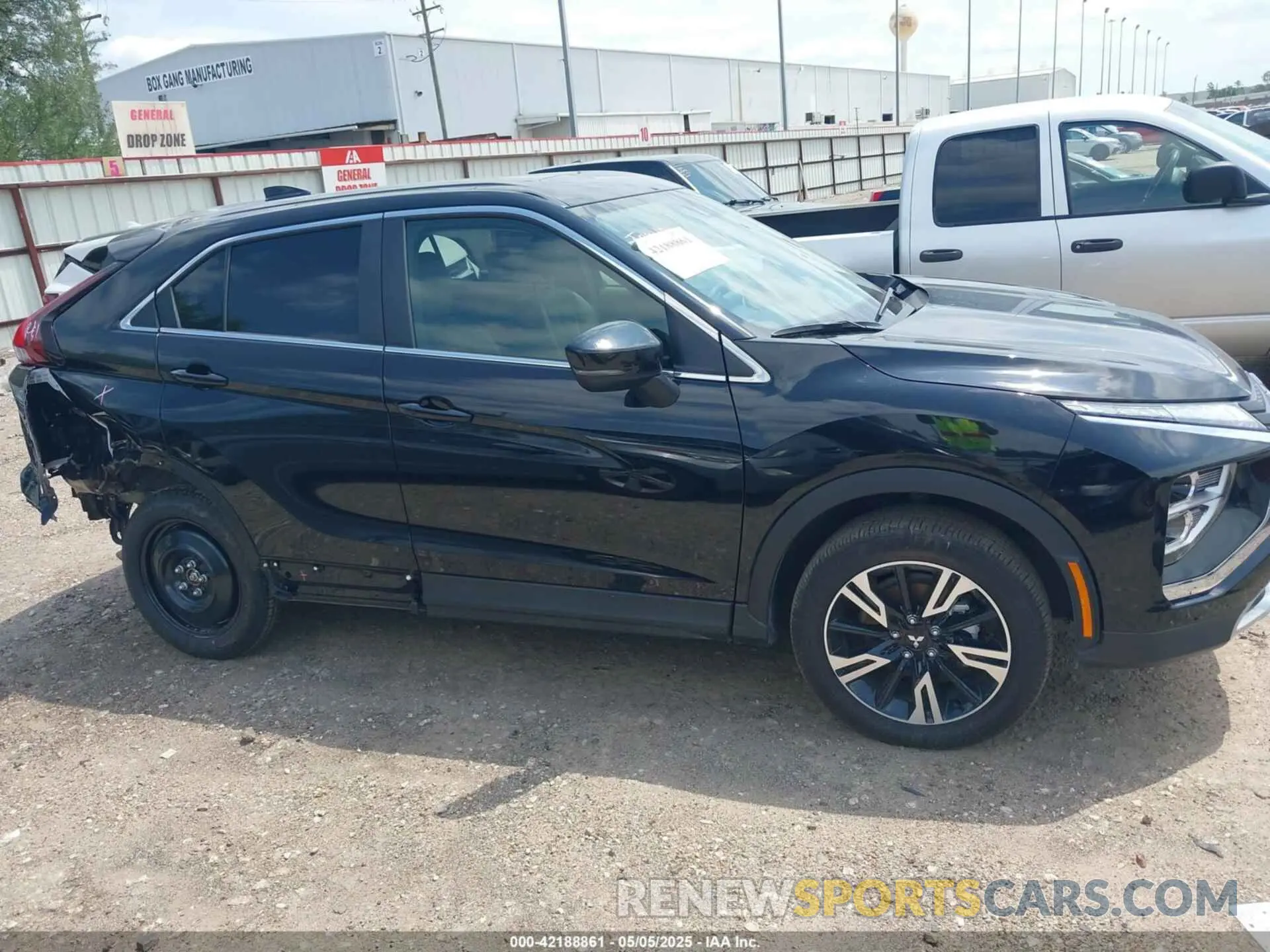 13 Photograph of a damaged car JA4ATWAA5SZ004141 MITSUBISHI ECLIPSE CROSS 2025