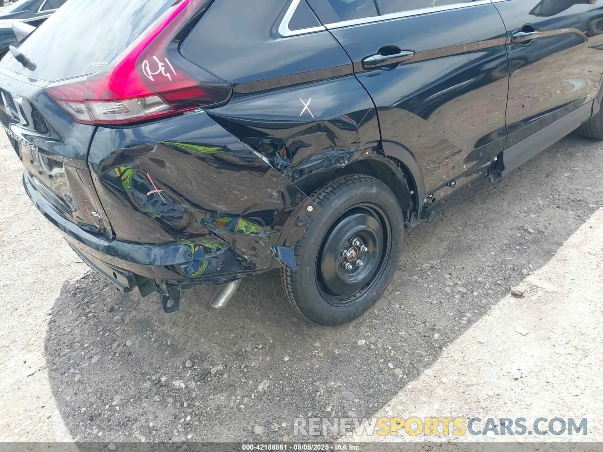 6 Photograph of a damaged car JA4ATWAA5SZ004141 MITSUBISHI ECLIPSE CROSS 2025