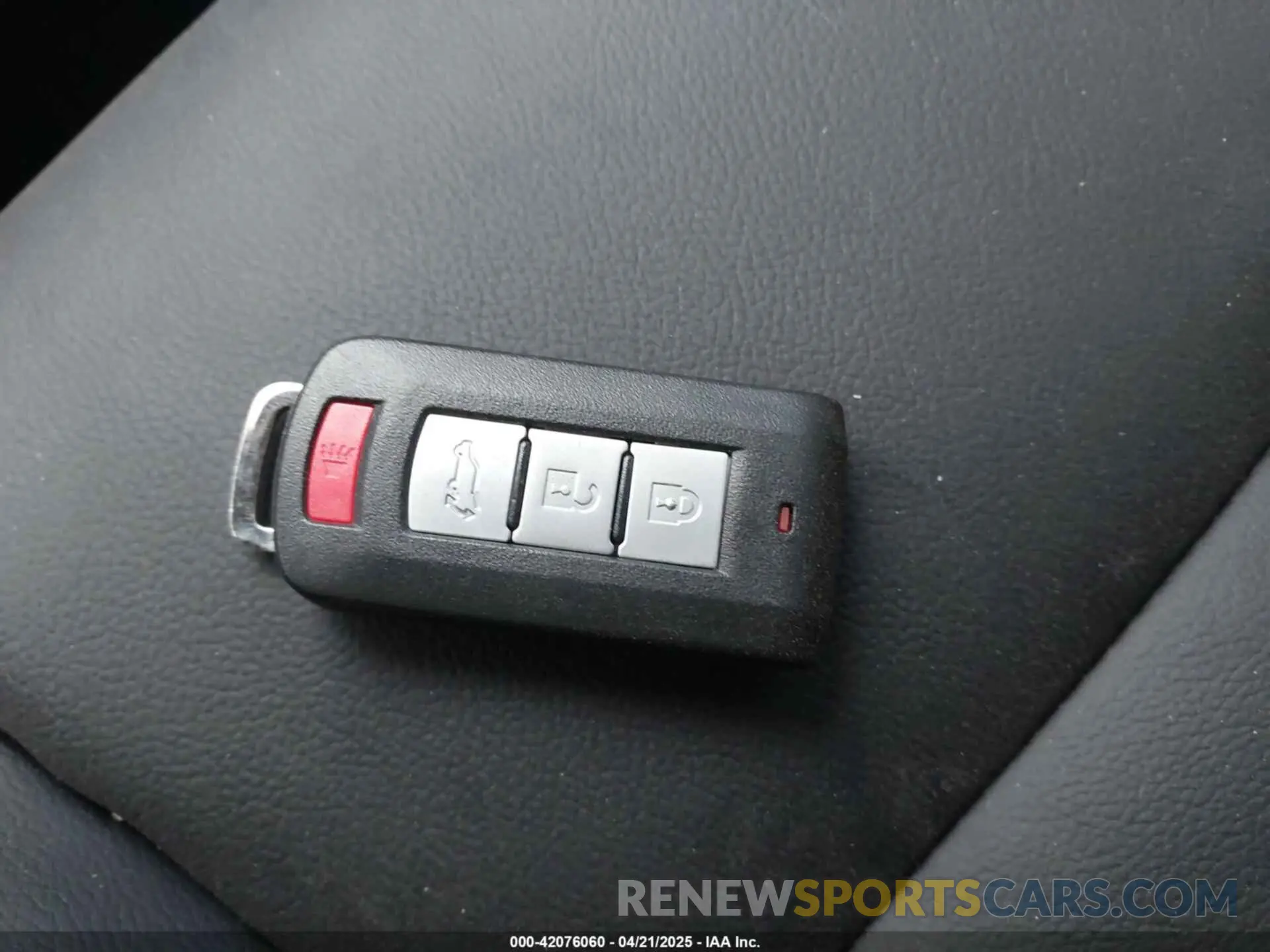 11 Photograph of a damaged car JA4ATWAA6SZ009607 MITSUBISHI ECLIPSE CROSS 2025